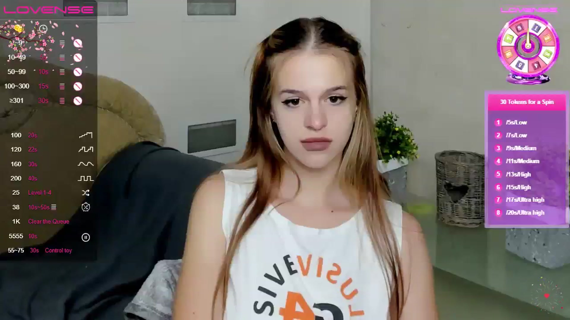 Gallery image thumbnail from SimplePeach's myfreecams stream on, 08/06/2023, 13:40 image 16 of 20