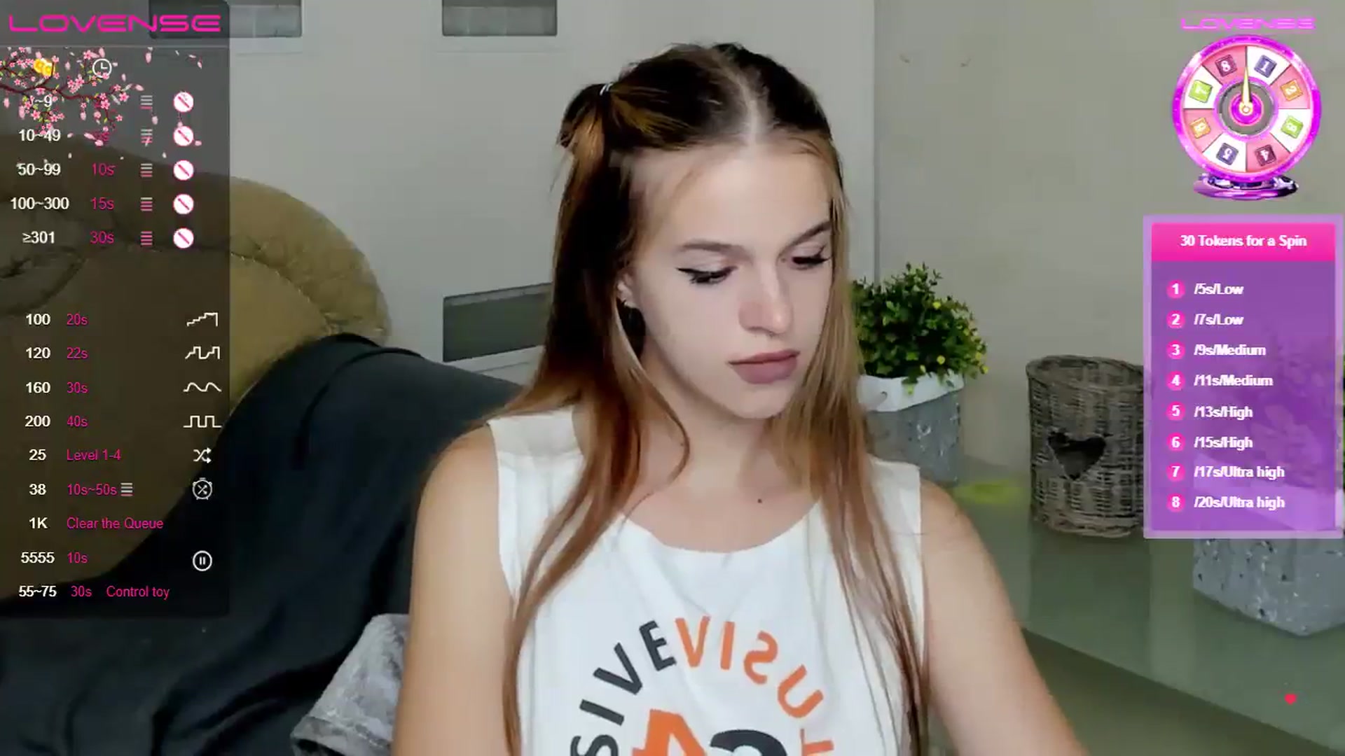 Gallery image thumbnail from SimplePeach's myfreecams stream on, 08/06/2023, 13:40 image 19 of 20