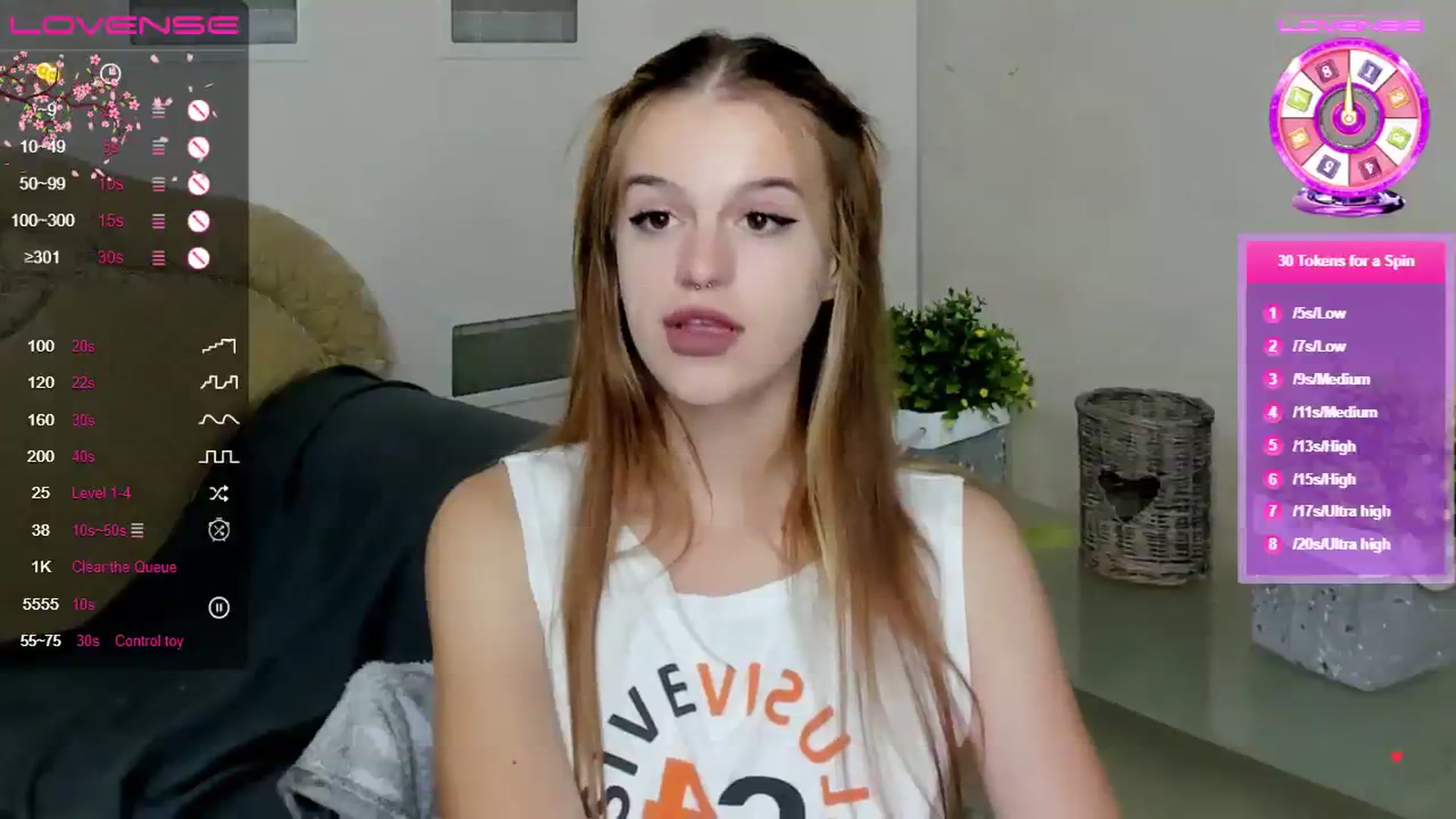 Gallery image thumbnail from SimplePeach's myfreecams stream on, 08/06/2023, 14:36 image 4 of 20