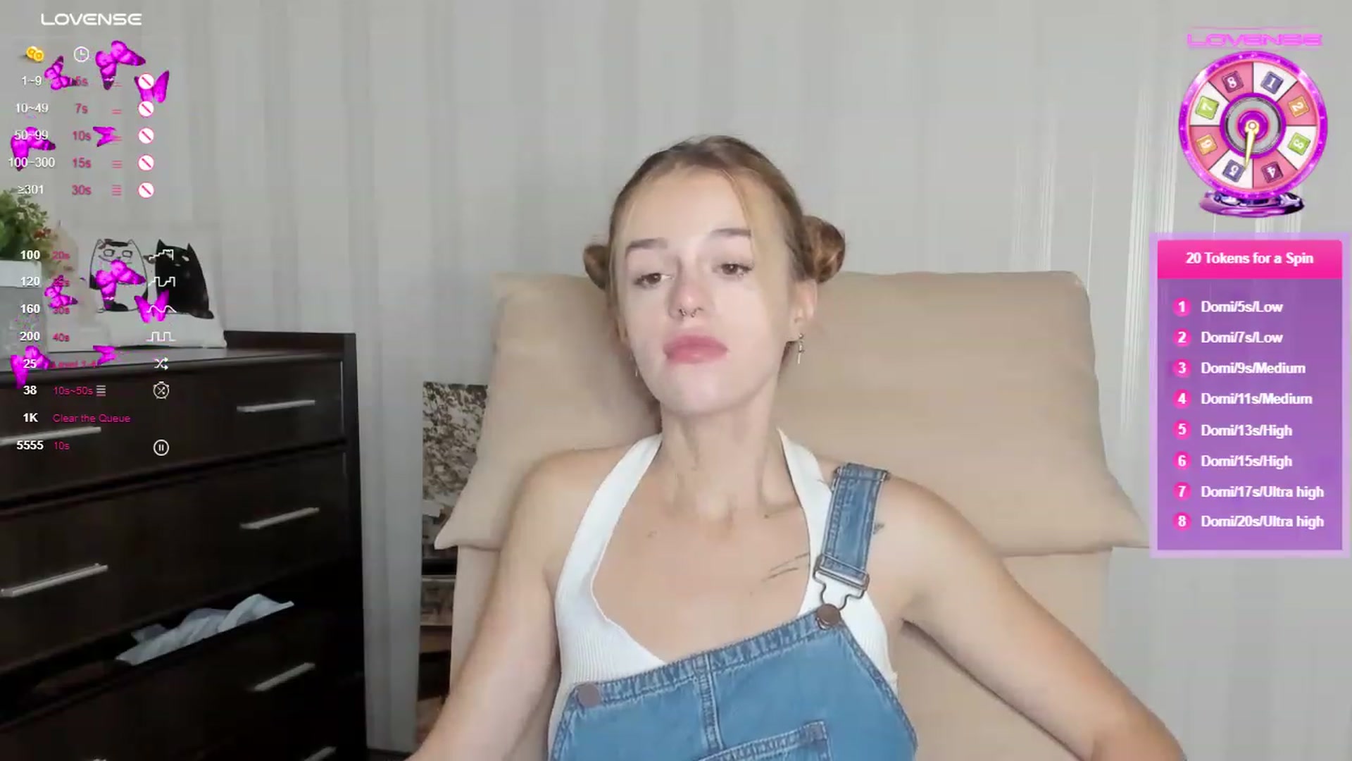 Gallery image thumbnail from SimplePeach's myfreecams stream on, 08/20/2023, 13:42 image 14 of 20