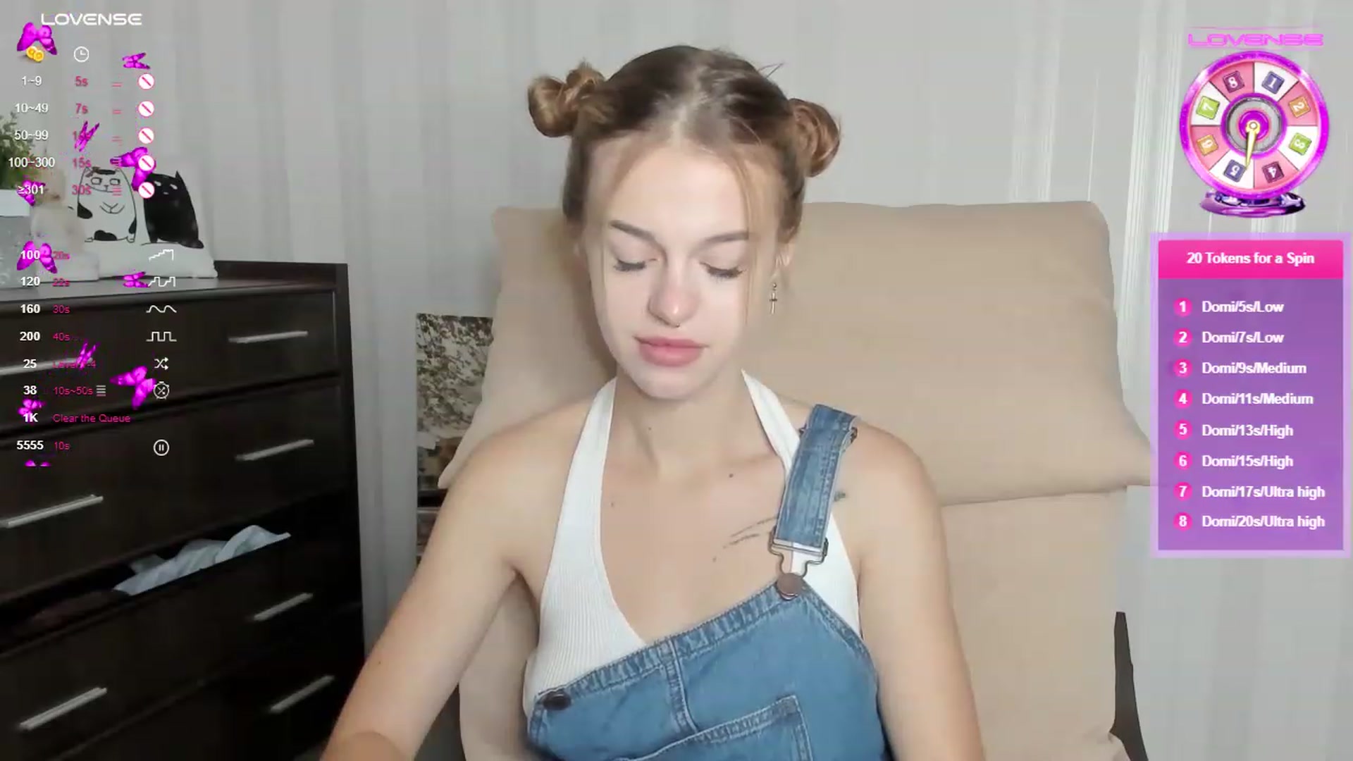 Gallery image thumbnail from SimplePeach's myfreecams stream on, 08/20/2023, 13:42 image 10 of 20