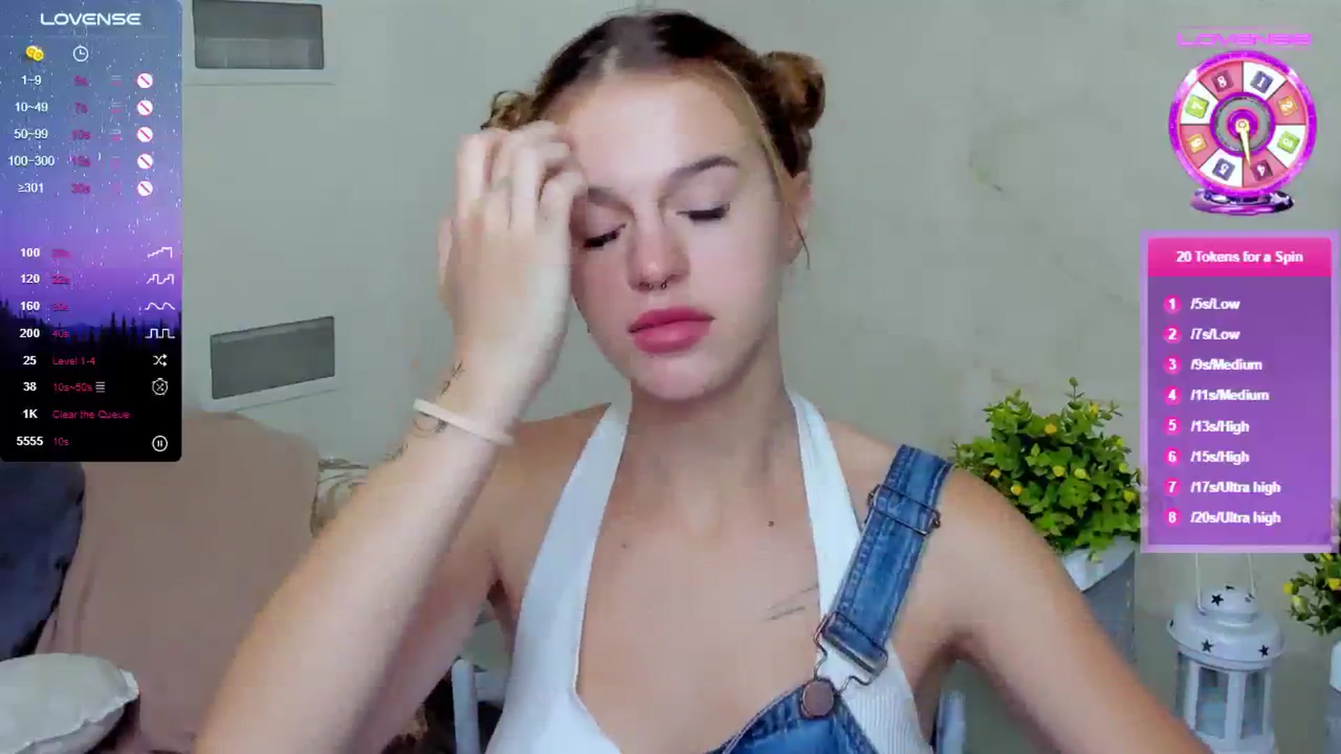 Gallery image thumbnail from SimplePeach's myfreecams stream on, 08/20/2023, 18:39 image 8 of 20