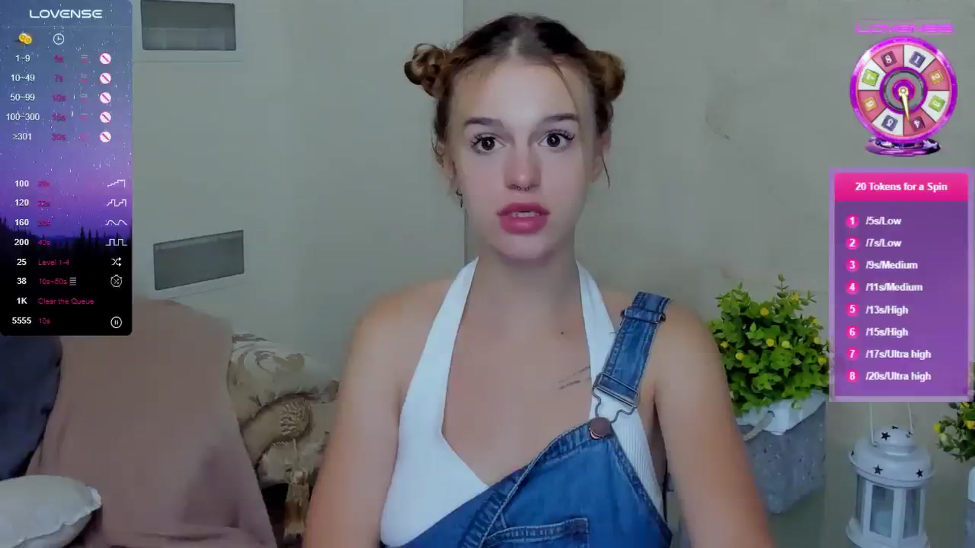 Gallery image thumbnail from SimplePeach's myfreecams stream on, 08/20/2023, 18:39 image 6 of 20