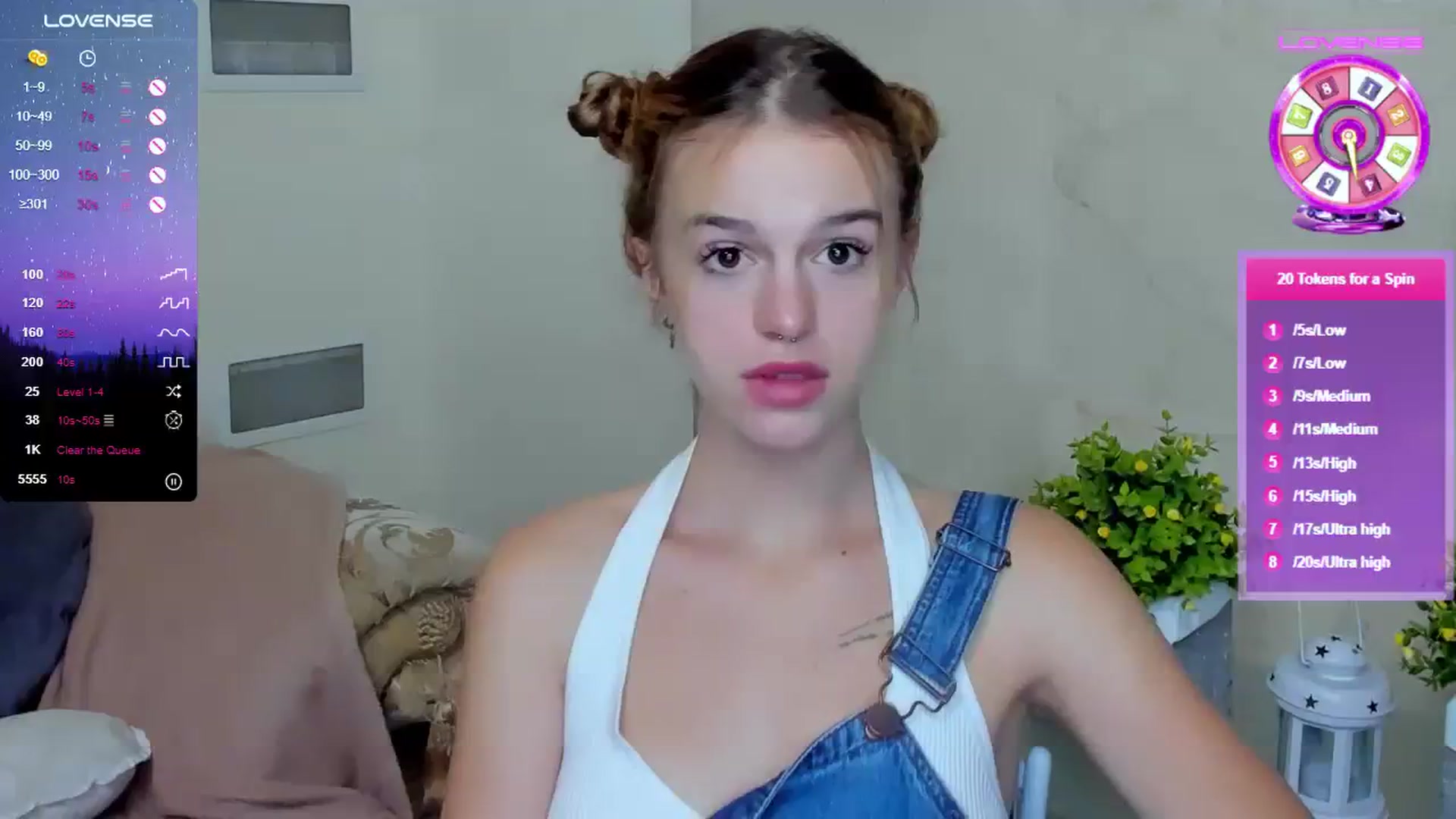 Gallery image thumbnail from SimplePeach's myfreecams stream on, 08/20/2023, 18:39 image 10 of 20
