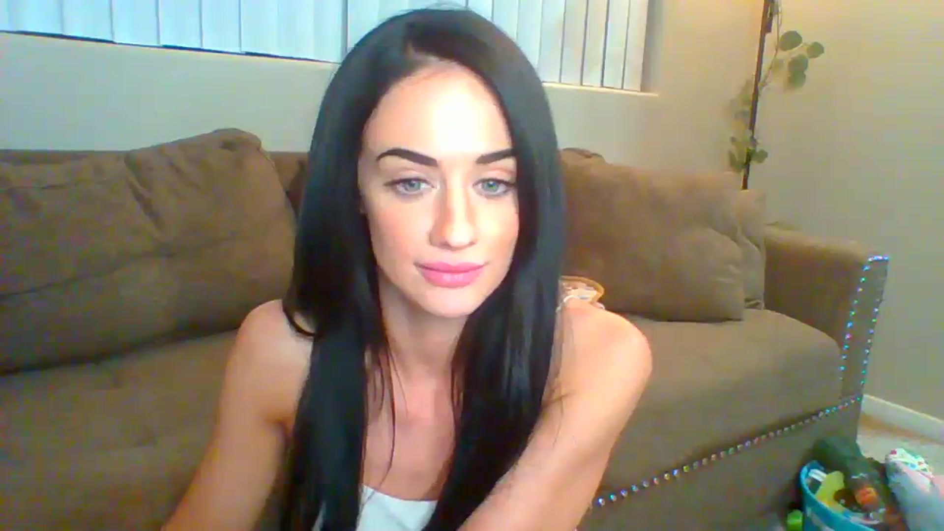 Gallery image thumbnail from SinCityKittyy's myfreecams stream on, 11/05/2023, 08:48 image 16 of 20
