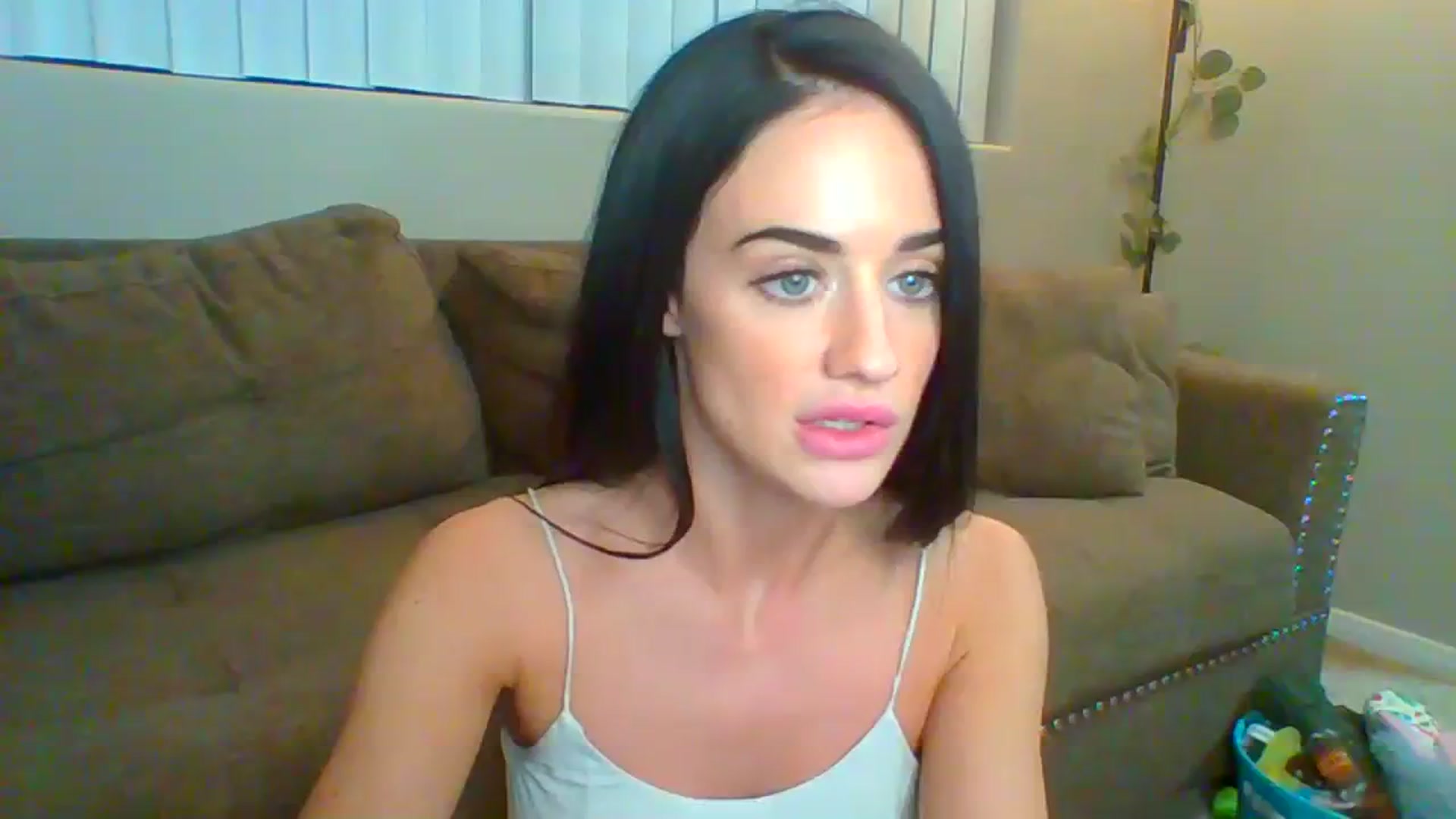 Gallery image thumbnail from SinCityKittyy's myfreecams stream on, 11/05/2023, 08:48 image 6 of 20