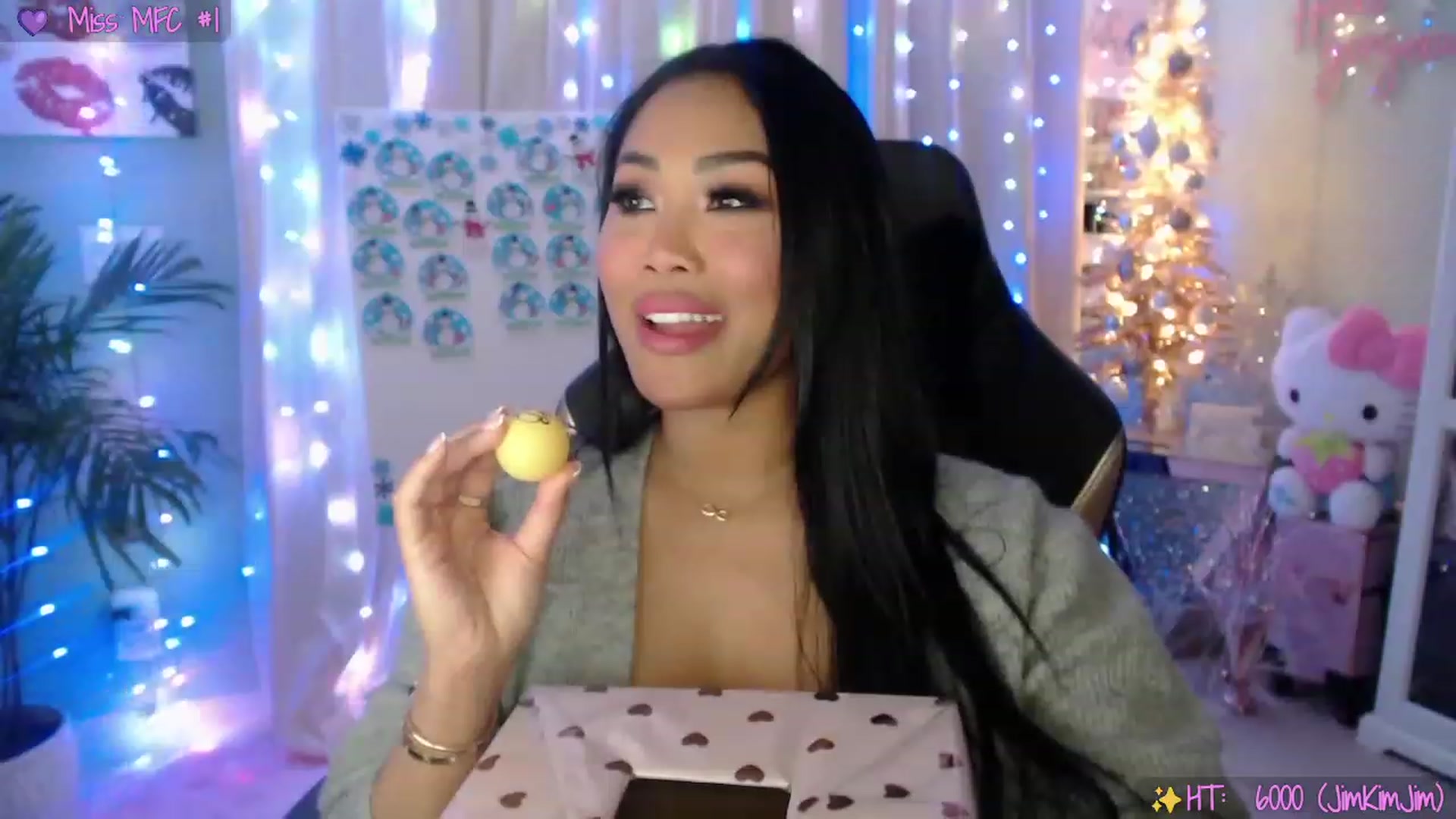 Gallery image thumbnail from SinCityVEE's myfreecams stream on, 12/08/2022, 06:35 image 12 of 20