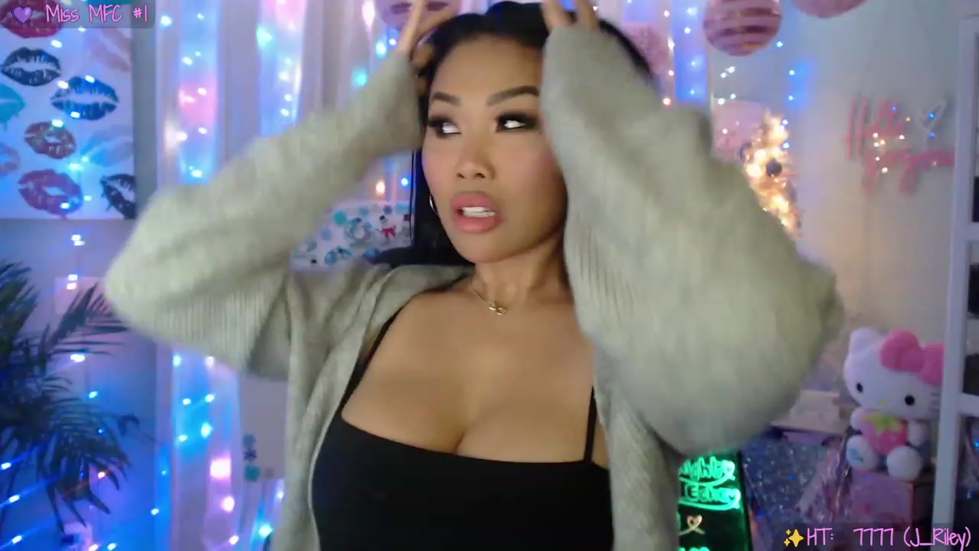 Gallery image thumbnail from SinCityVEE's myfreecams stream on, 12/08/2022, 06:35 image 17 of 20
