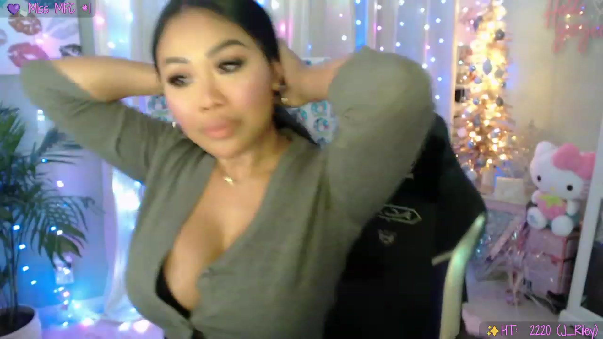 Gallery image thumbnail from SinCityVEE's myfreecams stream on, 12/11/2022, 07:48 image 7 of 20