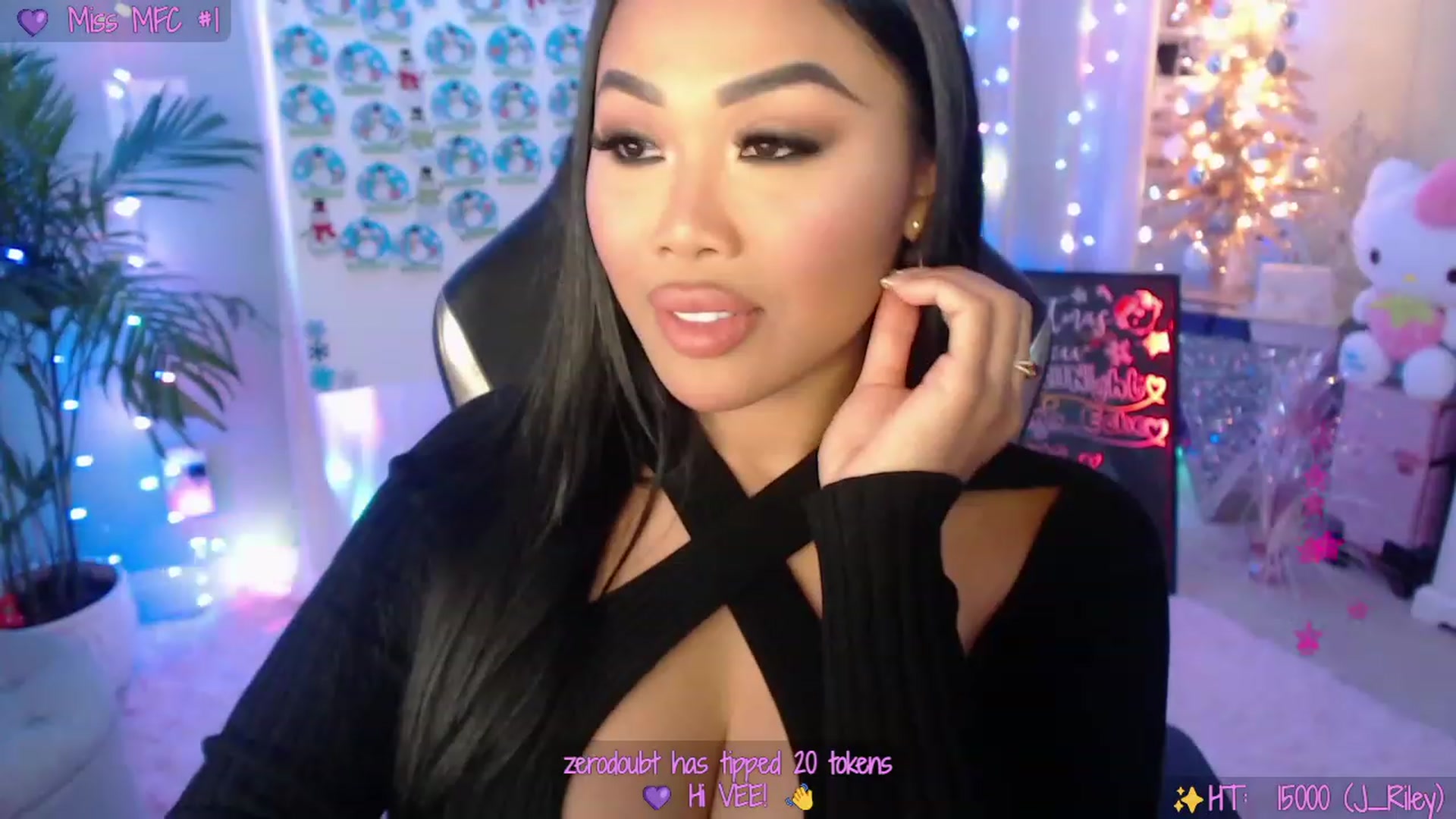 Gallery image thumbnail from SinCityVEE's myfreecams stream on, 12/15/2022, 07:26 image 10 of 20