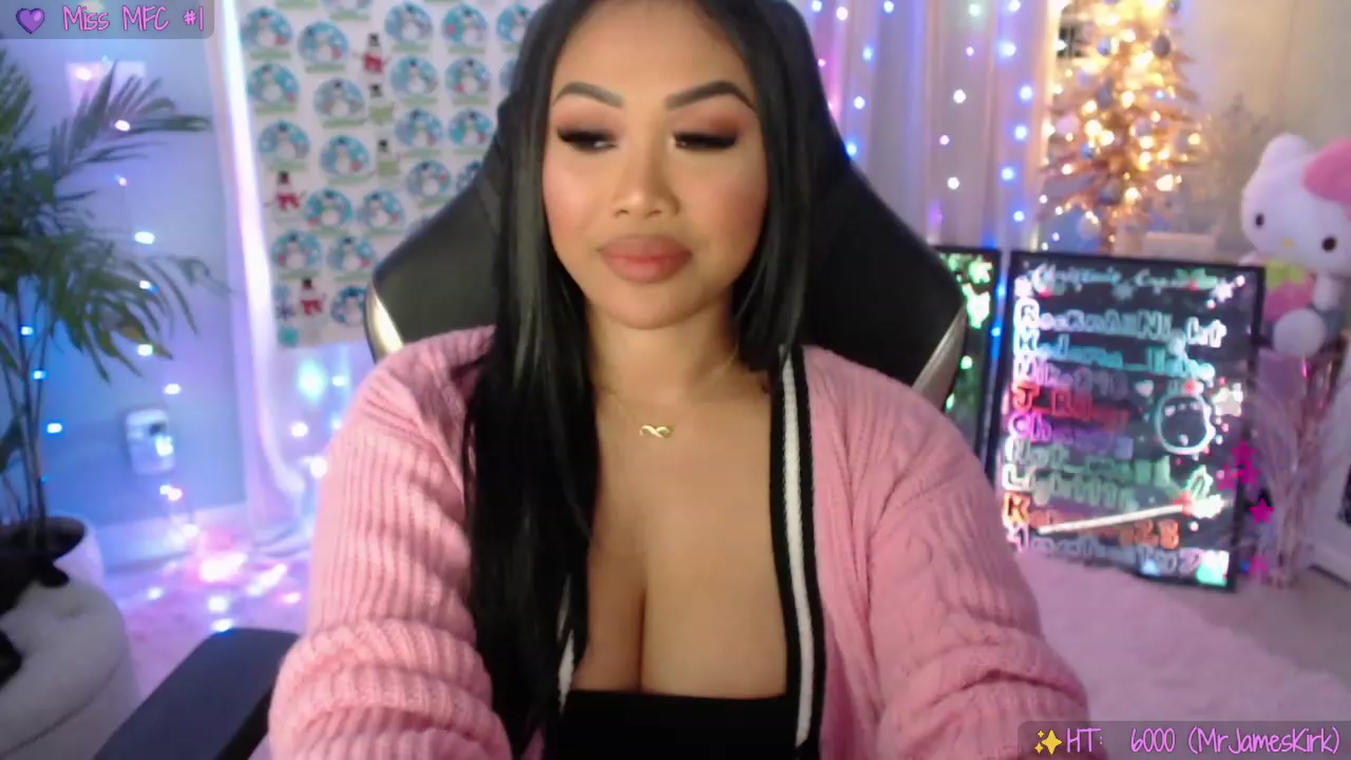 Gallery image thumbnail from SinCityVEE's myfreecams stream on, 12/24/2022, 06:48 image 18 of 20