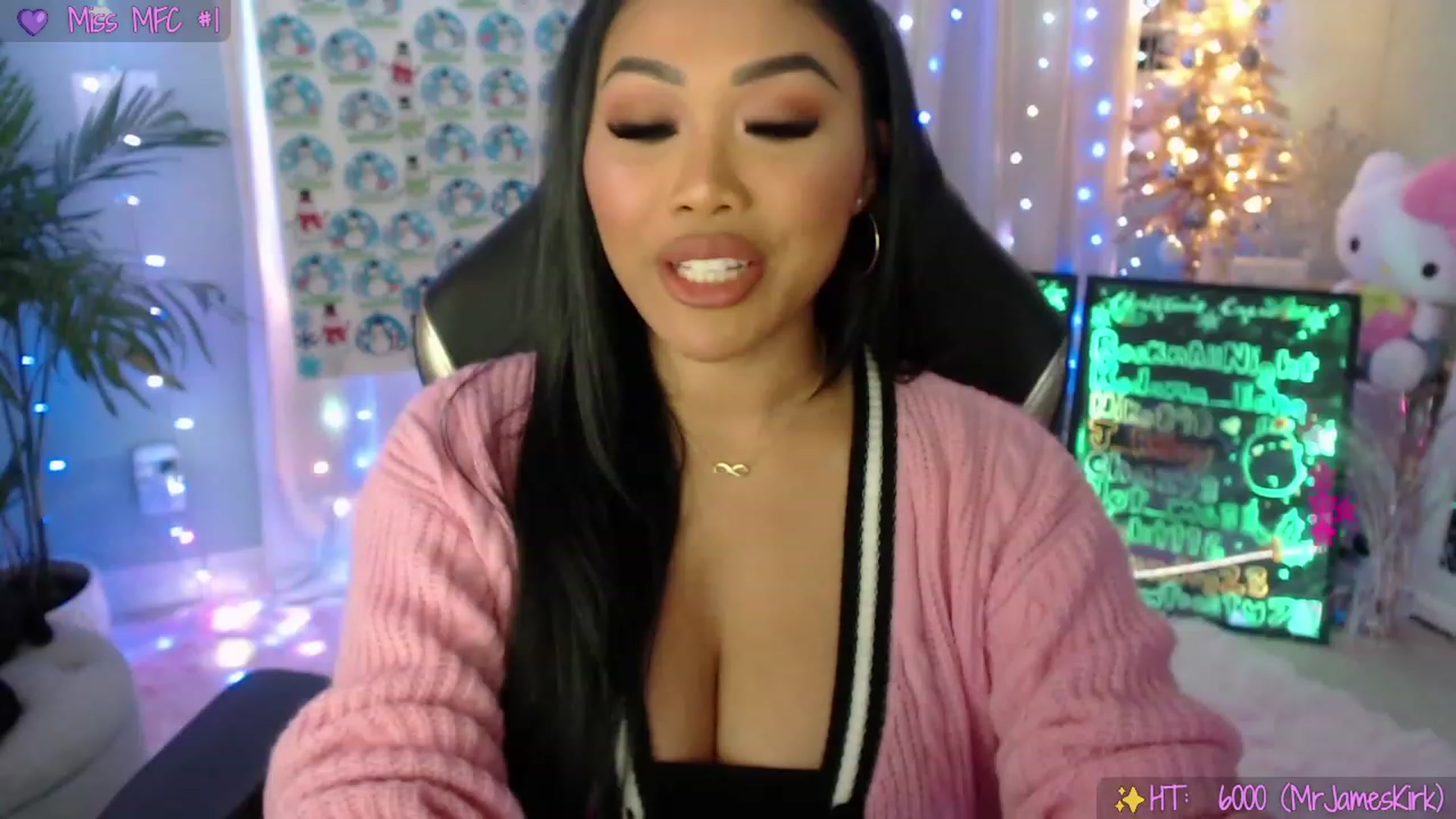 Gallery image thumbnail from SinCityVEE's myfreecams stream on, 12/24/2022, 06:48 image 14 of 20