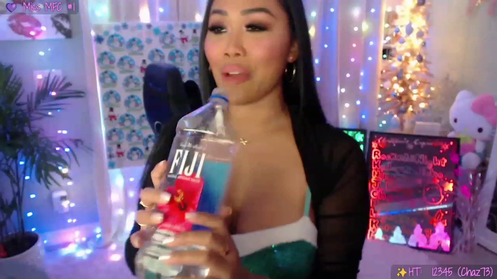 Gallery image thumbnail from SinCityVEE's myfreecams stream on, 12/26/2022, 06:10 image 7 of 20