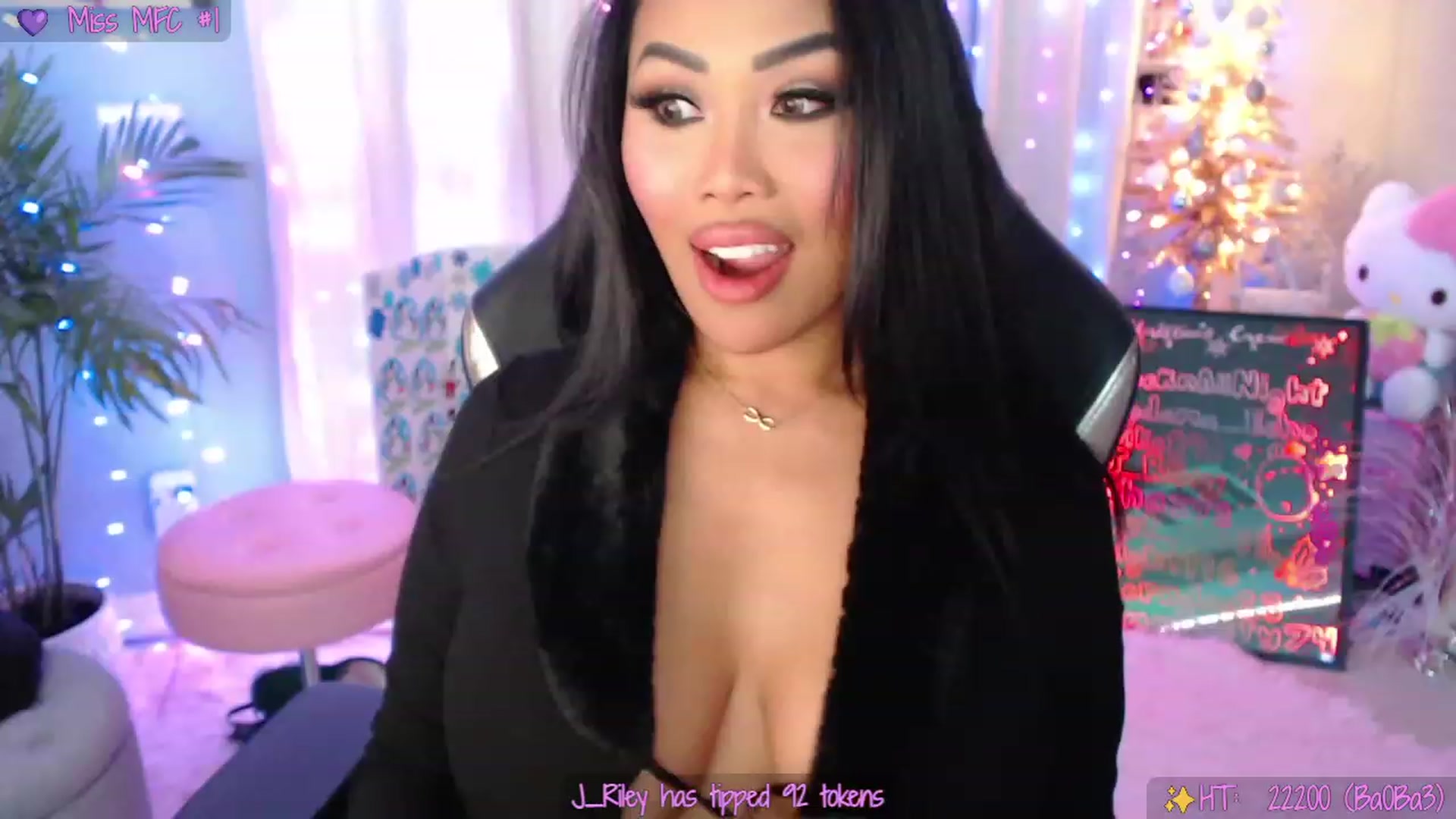 Gallery image thumbnail from SinCityVEE's myfreecams stream on, 12/31/2022, 08:21 image 7 of 20