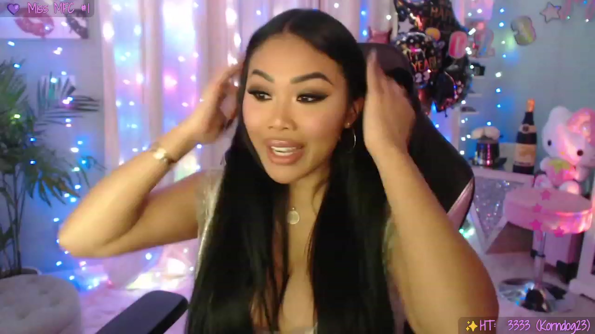 Gallery image thumbnail from SinCityVEE's myfreecams stream on, 01/01/2023, 05:53 image 2 of 20