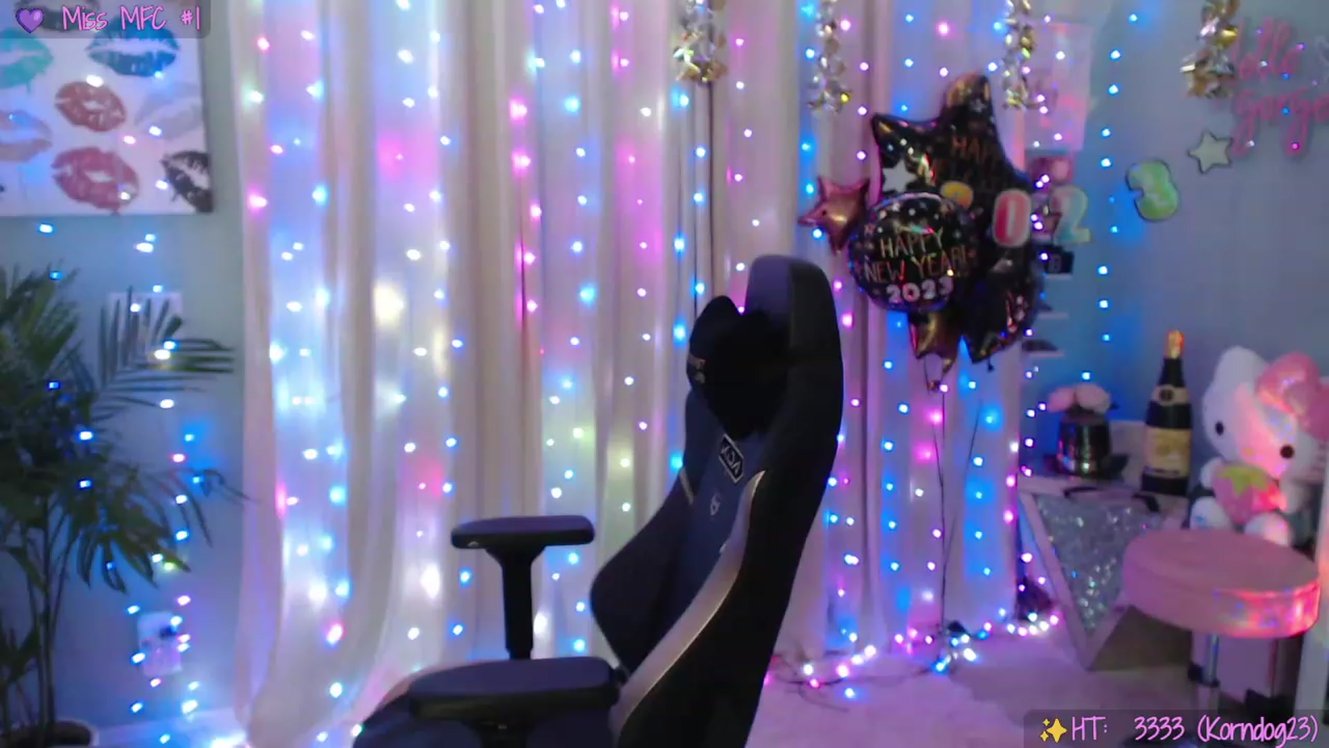 Gallery image thumbnail from SinCityVEE's myfreecams stream on, 01/01/2023, 05:53 image 8 of 20