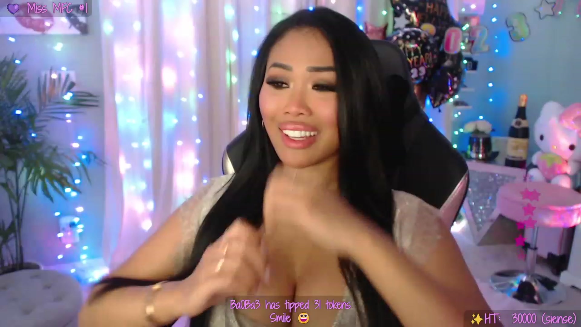 Gallery image thumbnail from SinCityVEE's myfreecams stream on, 01/01/2023, 08:25 image 19 of 20