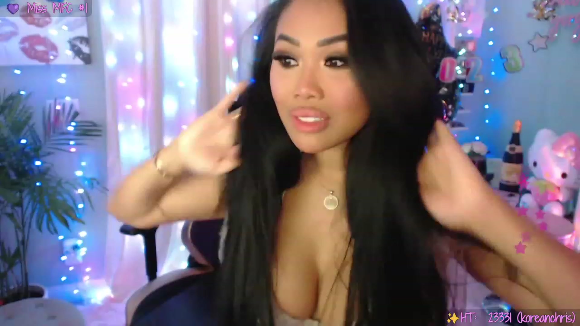 Gallery image thumbnail from SinCityVEE's myfreecams stream on, 01/01/2023, 08:25 image 5 of 20