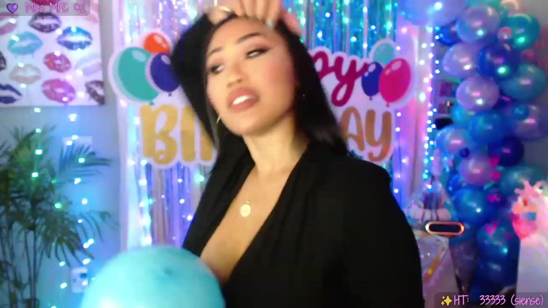 Gallery image thumbnail from SinCityVEE's myfreecams stream on, 01/15/2023, 06:02 image 18 of 20