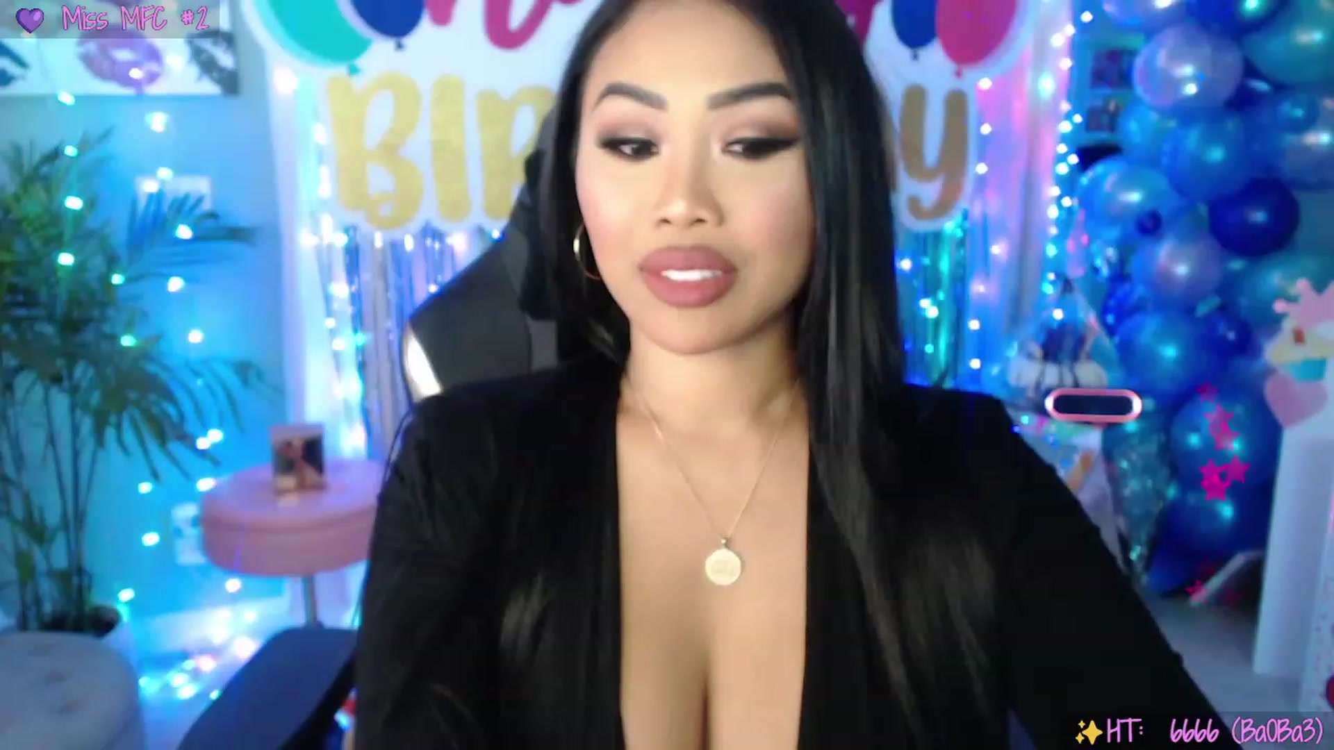 Gallery image thumbnail from SinCityVEE's myfreecams stream on, 01/15/2023, 06:02 image 1 of 20