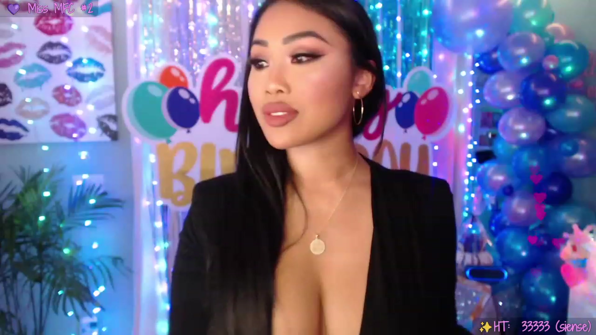 Gallery image thumbnail from SinCityVEE's myfreecams stream on, 01/15/2023, 06:02 image 8 of 20