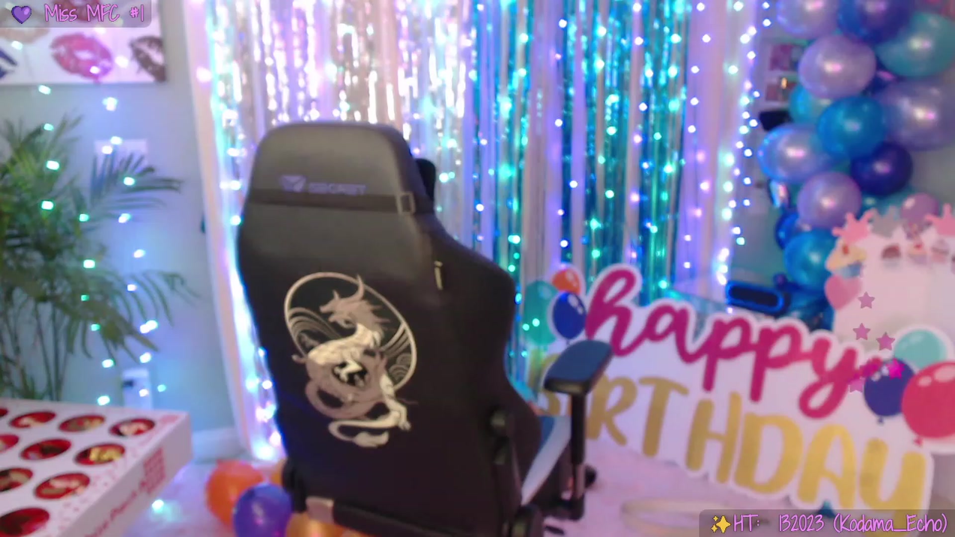 Gallery image thumbnail from SinCityVEE's myfreecams stream on, 01/16/2023, 08:38 image 14 of 20
