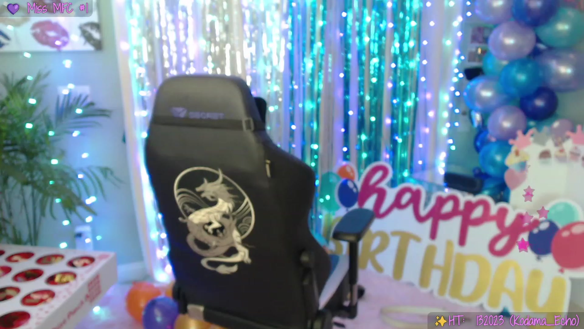 Gallery image thumbnail from SinCityVEE's myfreecams stream on, 01/16/2023, 08:38 image 15 of 20