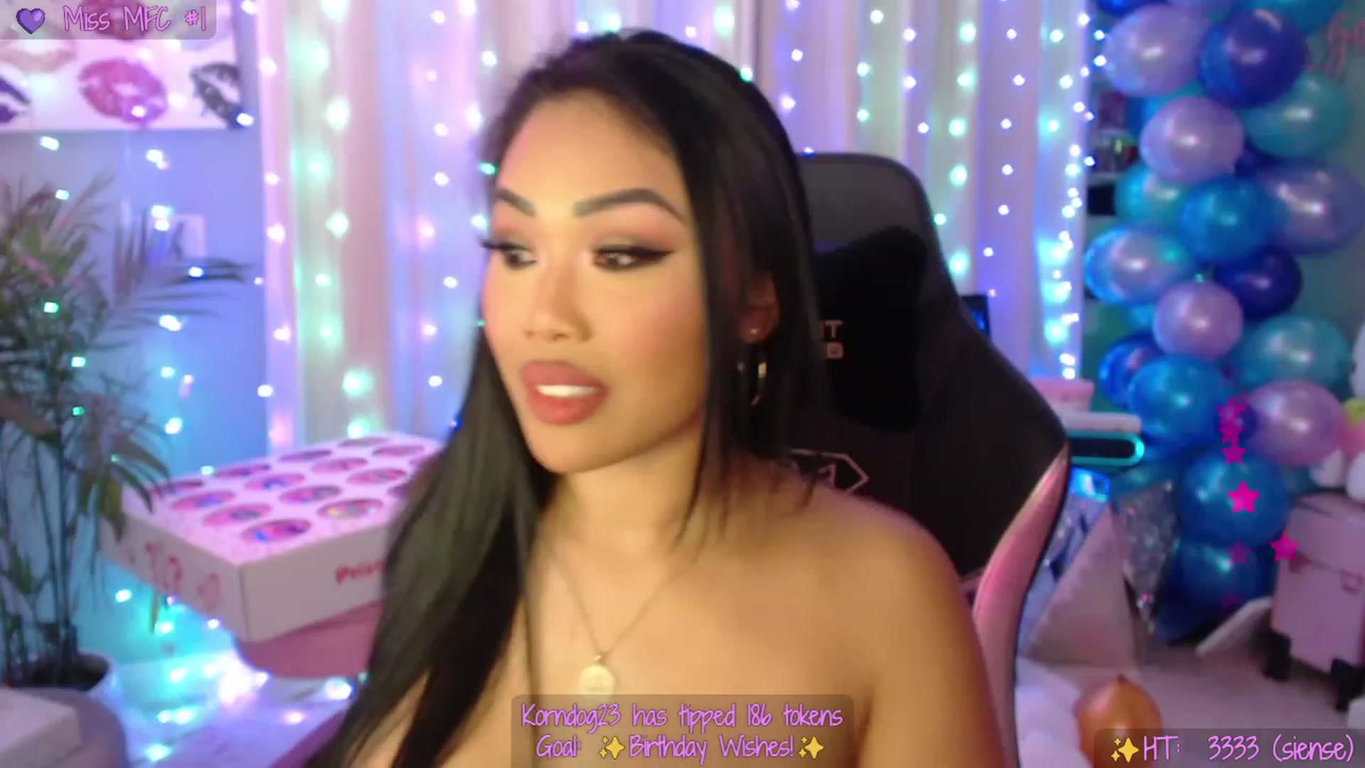 Gallery image thumbnail from SinCityVEE's myfreecams stream on, 01/21/2023, 08:20 image 14 of 20