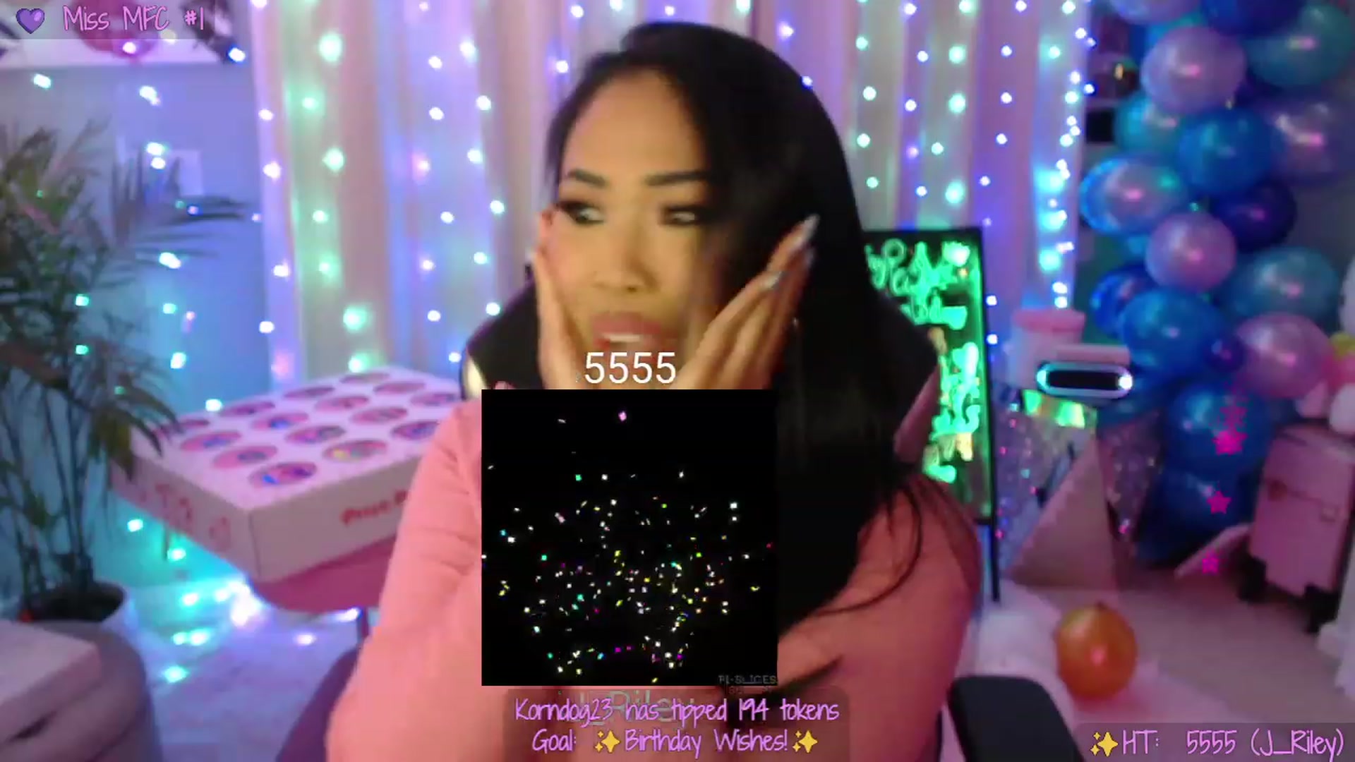Gallery image thumbnail from SinCityVEE's myfreecams stream on, 01/21/2023, 08:20 image 19 of 20