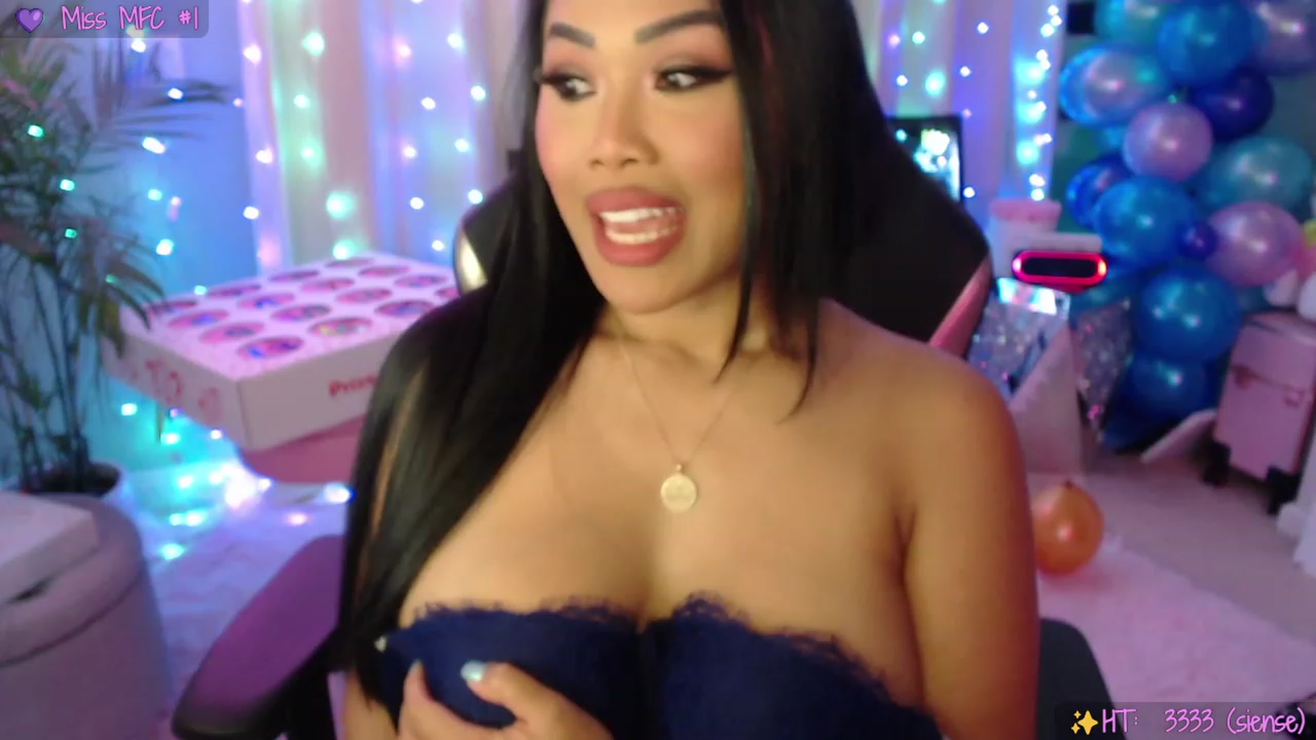 Gallery image thumbnail from SinCityVEE's myfreecams stream on, 01/21/2023, 08:20 image 11 of 20