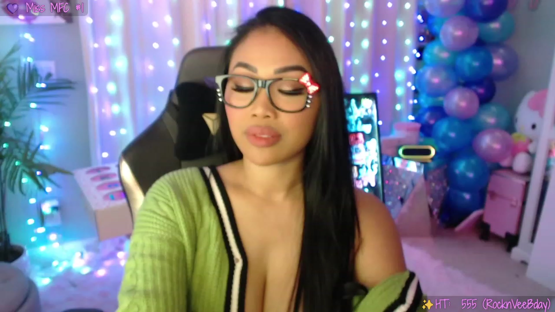 Gallery image thumbnail from SinCityVEE's myfreecams stream on, 01/26/2023, 05:21 image 9 of 20