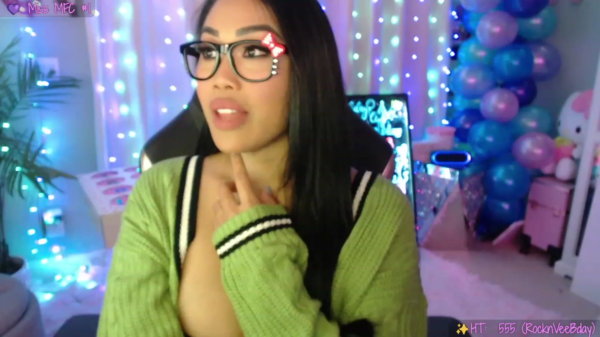 Gallery image thumbnail from SinCityVEE's myfreecams stream on, 01/26/2023, 05:21 image 15 of 20