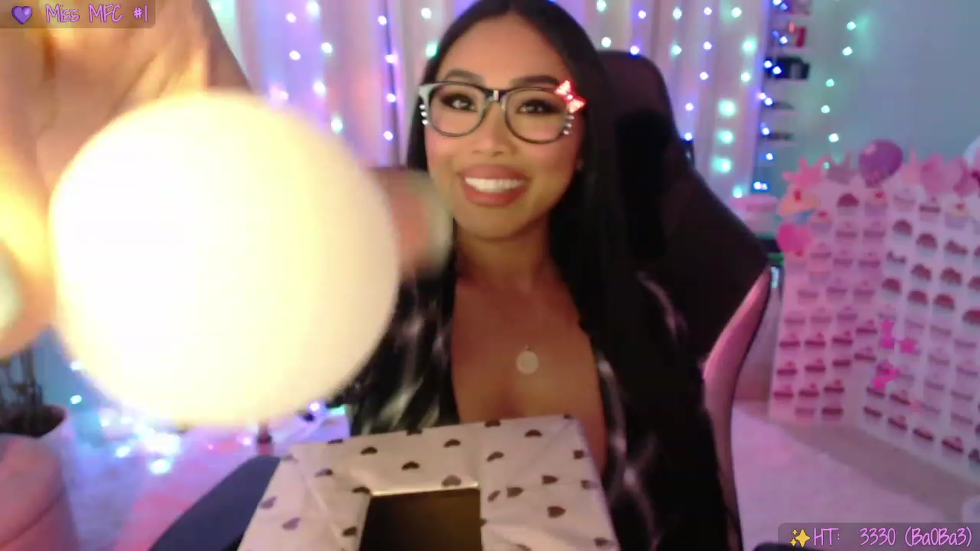 Gallery image thumbnail from SinCityVEE's myfreecams stream on, 01/30/2023, 04:46 image 10 of 20