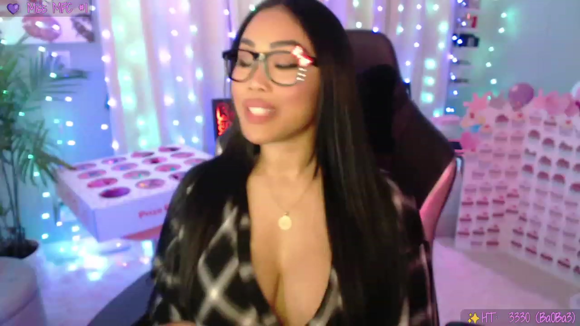 Gallery image thumbnail from SinCityVEE's myfreecams stream on, 01/30/2023, 04:46 image 11 of 20