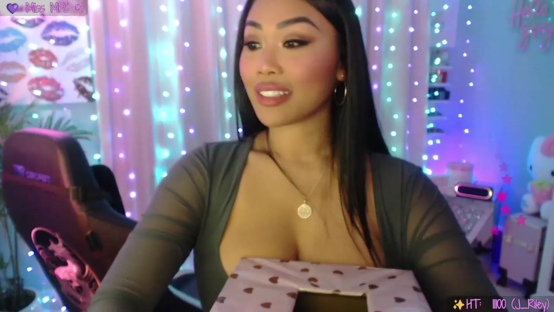 Gallery image thumbnail from SinCityVEE's myfreecams stream on, 02/01/2023, 07:35 image 3 of 20