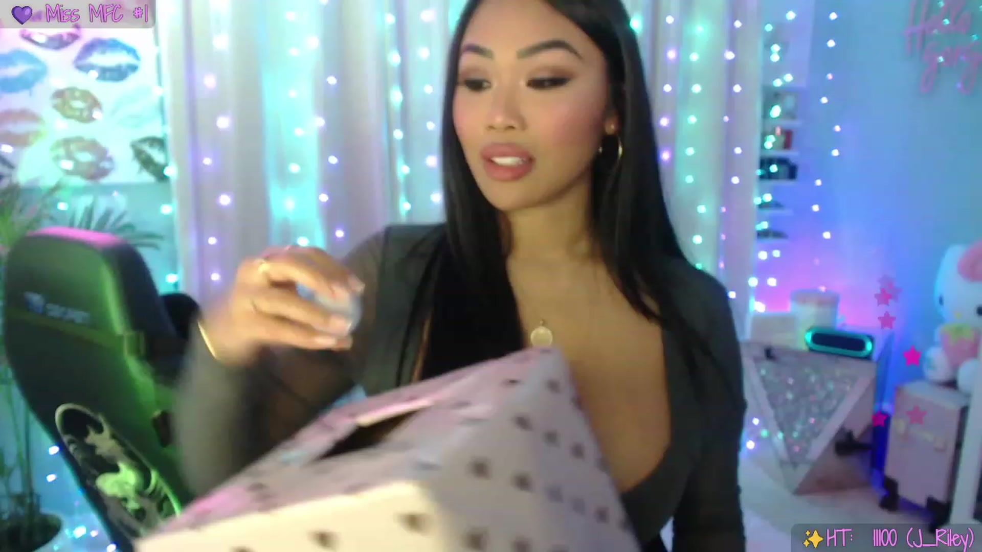 Gallery image thumbnail from SinCityVEE's myfreecams stream on, 02/01/2023, 07:35 image 2 of 20