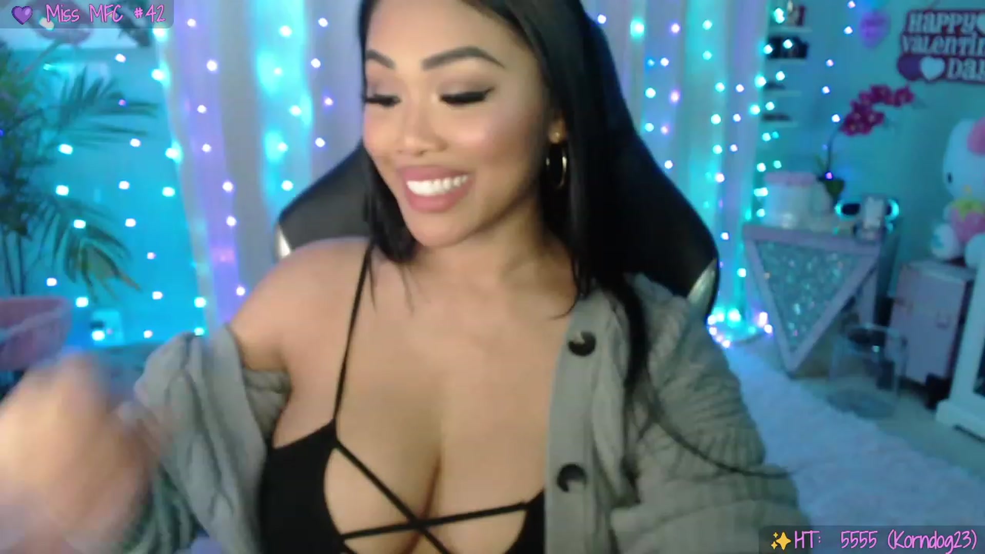 Gallery image thumbnail from SinCityVEE's myfreecams stream on, 02/03/2023, 08:01 image 6 of 20