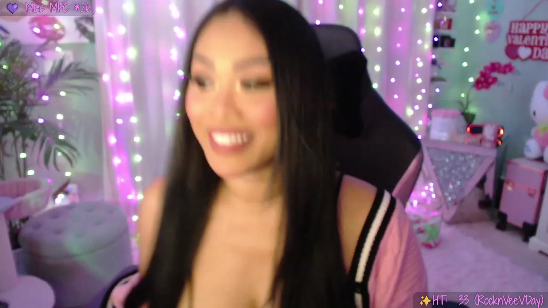 Gallery image thumbnail from SinCityVEE's myfreecams stream on, 02/08/2023, 04:26 image 10 of 20