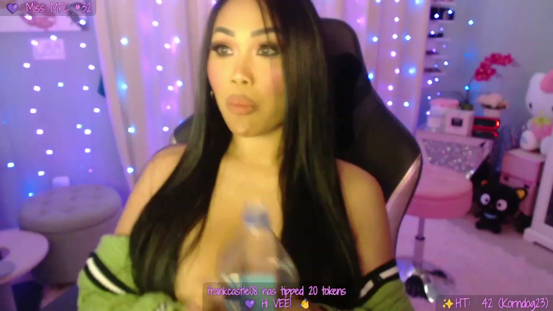 Gallery image thumbnail from SinCityVEE's myfreecams stream on, 03/13/2023, 04:24 image 2 of 20