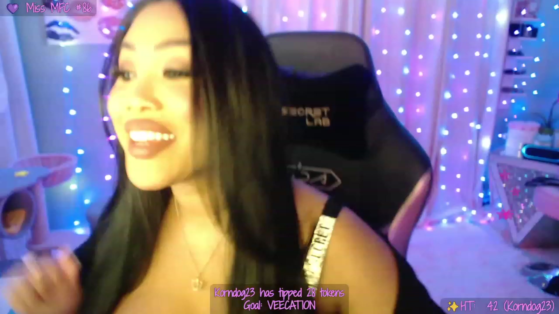 Gallery image thumbnail from SinCityVEE's myfreecams stream on, 04/16/2023, 08:44 image 2 of 20