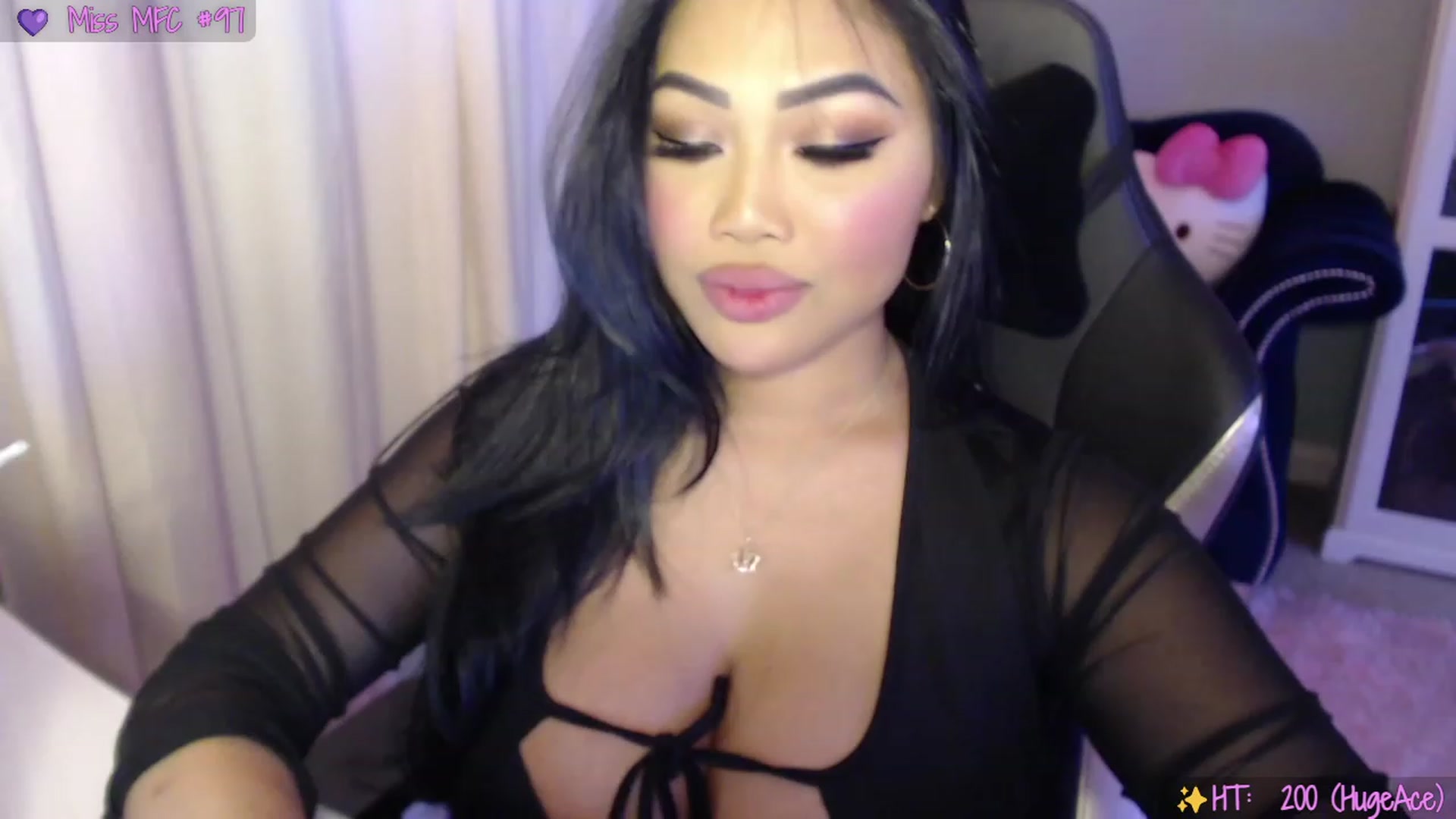 Gallery image thumbnail from SinCityVEE's myfreecams stream on, 07/29/2023, 09:12 image 12 of 20