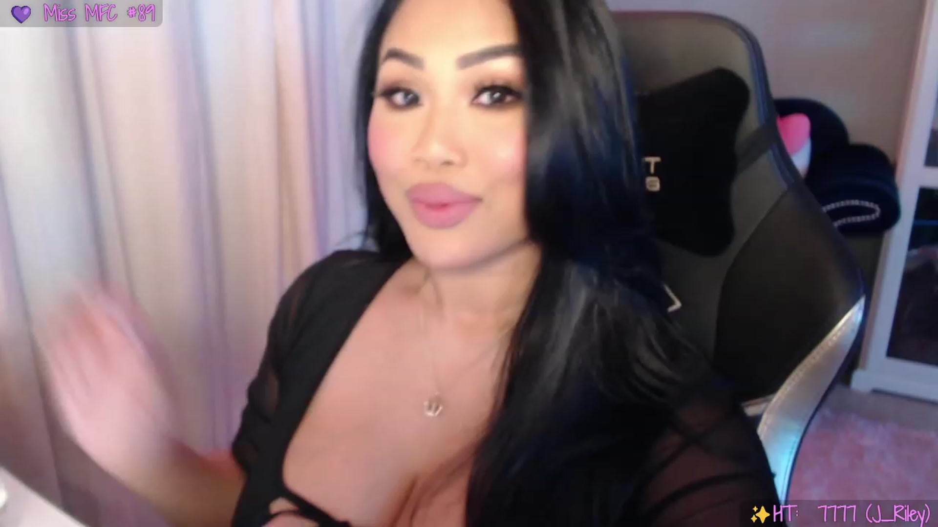 Gallery image thumbnail from SinCityVEE's myfreecams stream on, 07/29/2023, 09:12 image 18 of 20