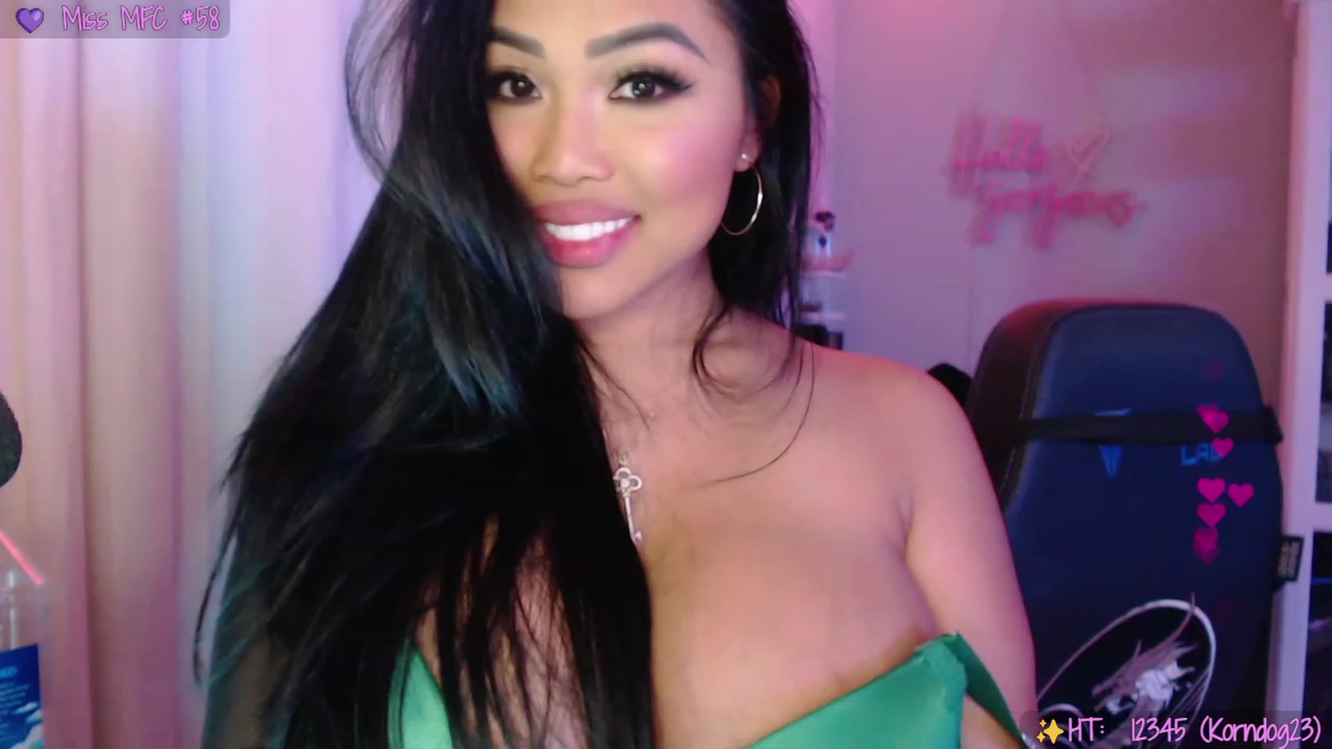 Gallery image thumbnail from SinCityVEE's myfreecams stream on, 07/30/2023, 10:46 image 20 of 20