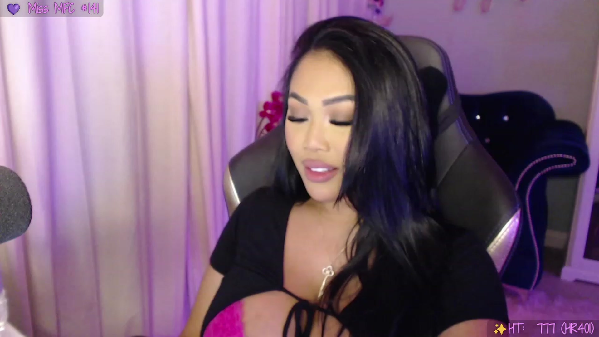 Gallery image thumbnail from SinCityVEE's myfreecams stream on, 08/05/2023, 08:42 image 8 of 20
