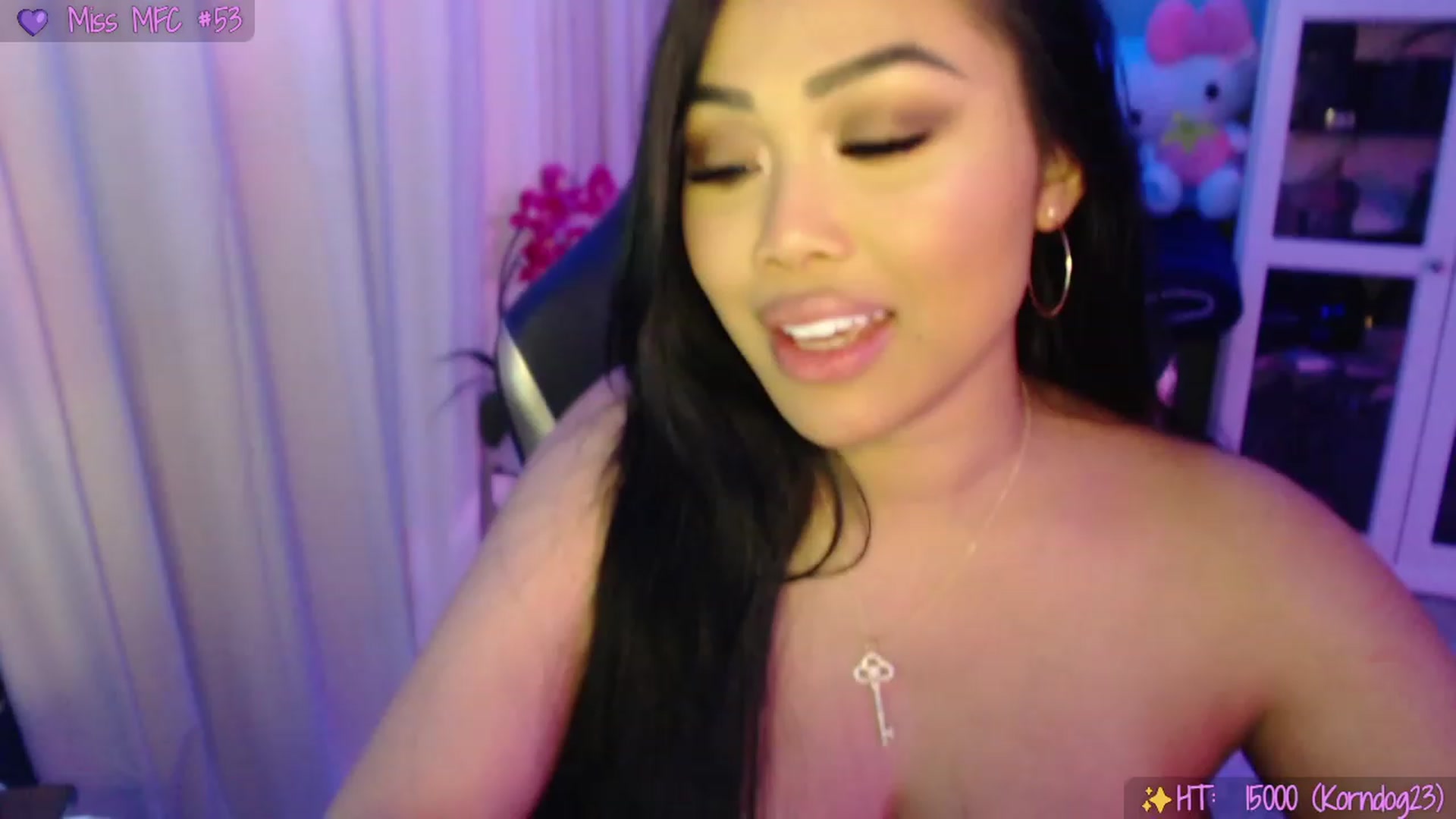 Gallery image thumbnail from SinCityVEE's myfreecams stream on, 08/12/2023, 12:07 image 15 of 20