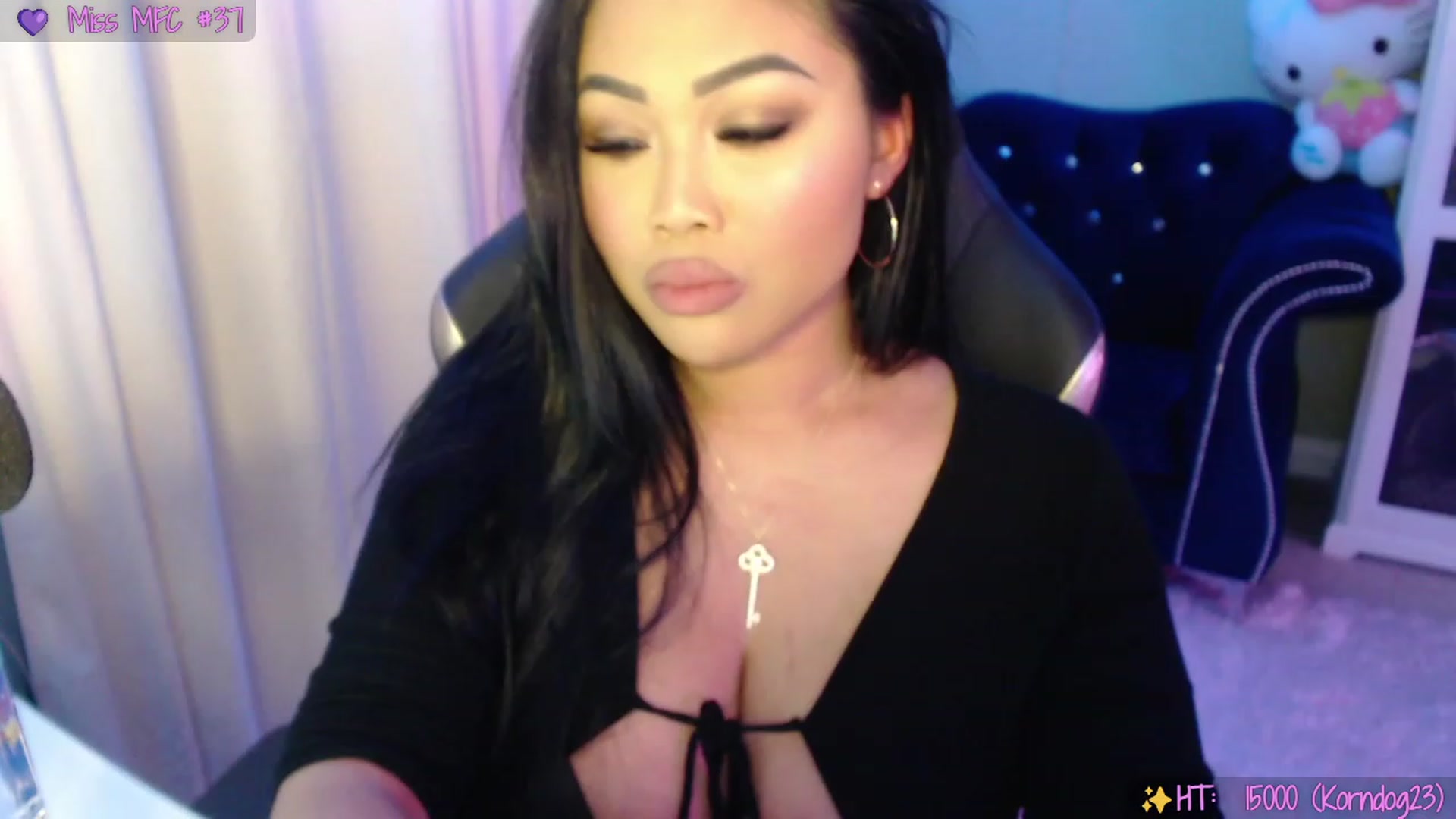 Gallery image thumbnail from SinCityVEE's myfreecams stream on, 08/13/2023, 08:11 image 14 of 20