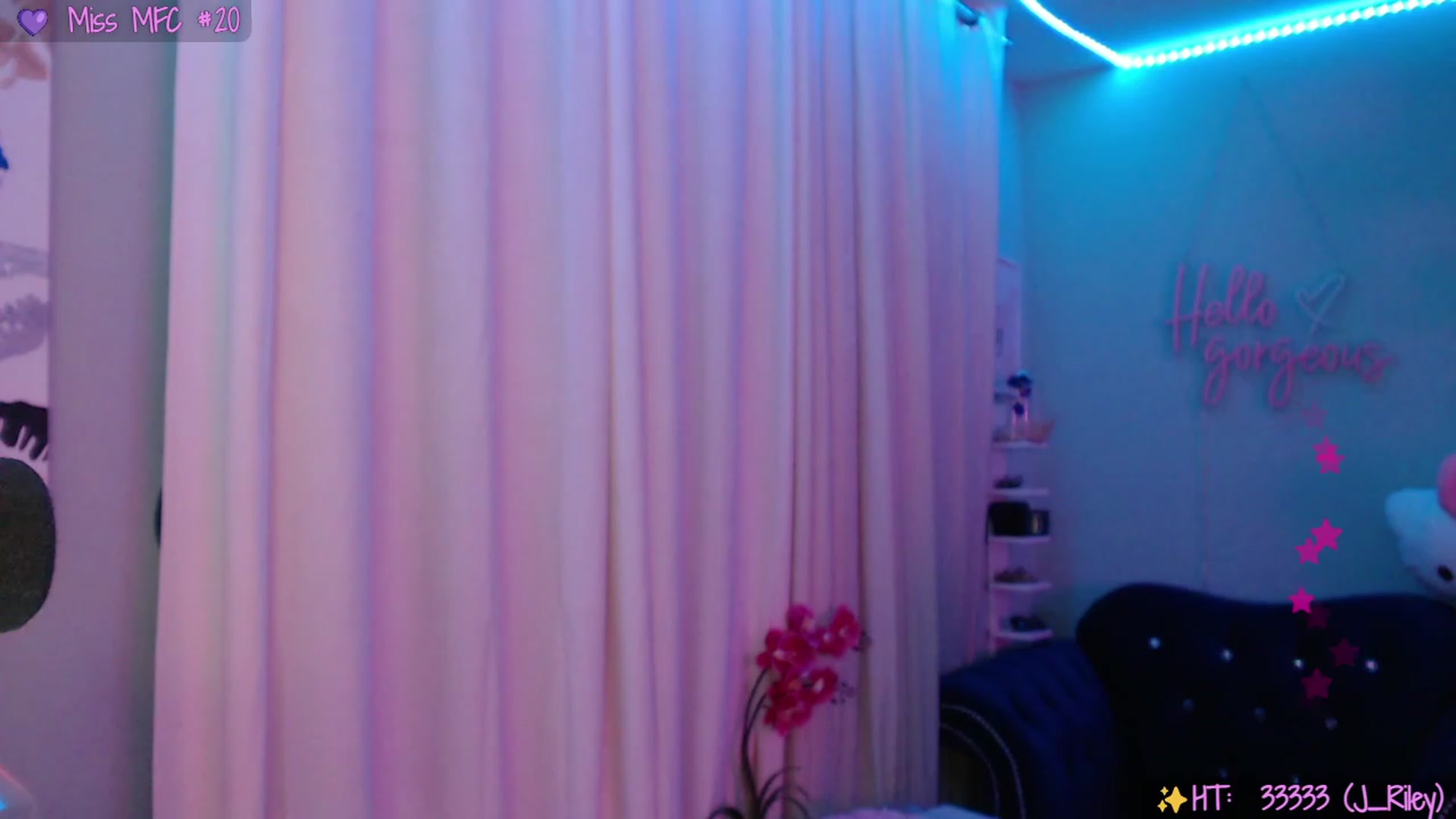 Gallery image thumbnail from SinCityVEE's myfreecams stream on, 08/20/2023, 13:22 image 5 of 20