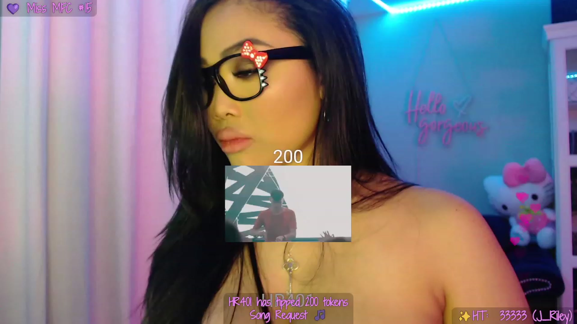Gallery image thumbnail from SinCityVEE's myfreecams stream on, 08/20/2023, 14:32 image 17 of 20