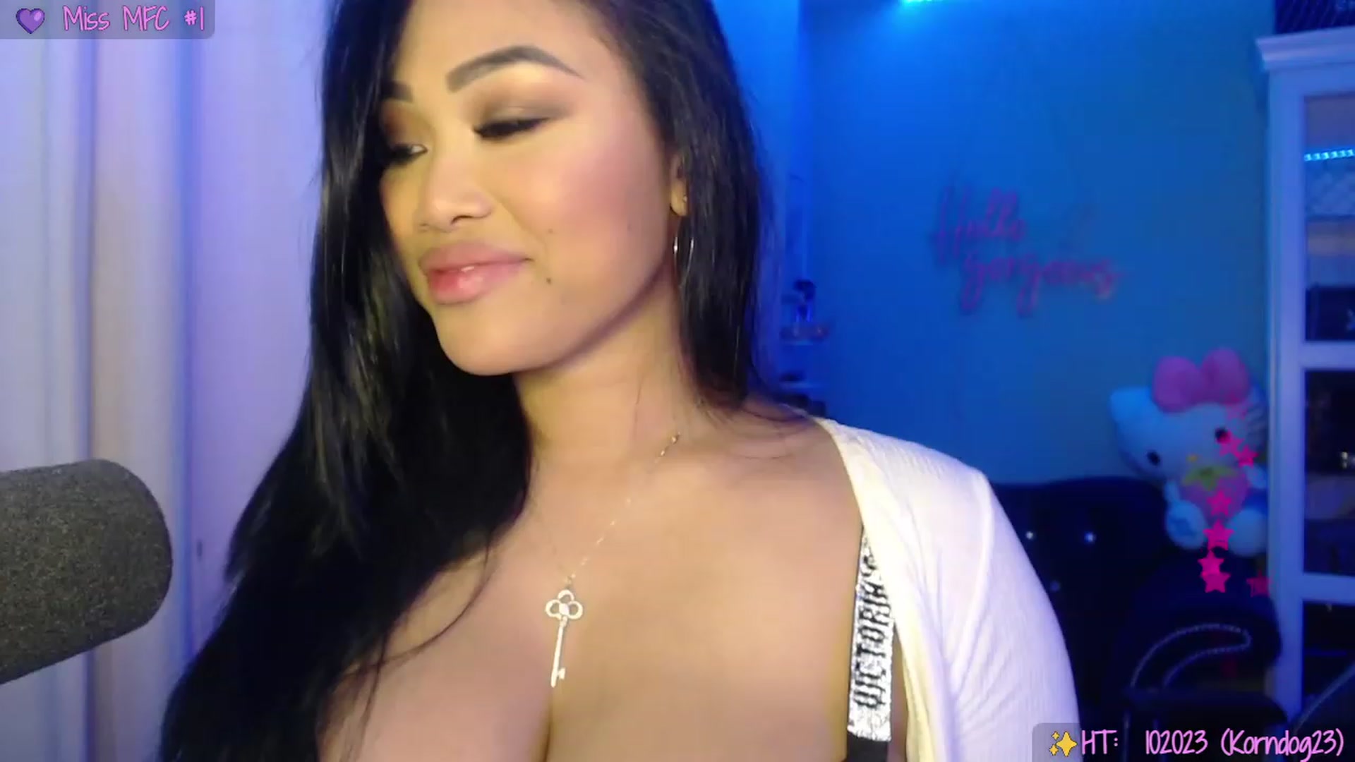 Gallery image thumbnail from SinCityVEE's myfreecams stream on, 09/01/2023, 10:33 image 16 of 20