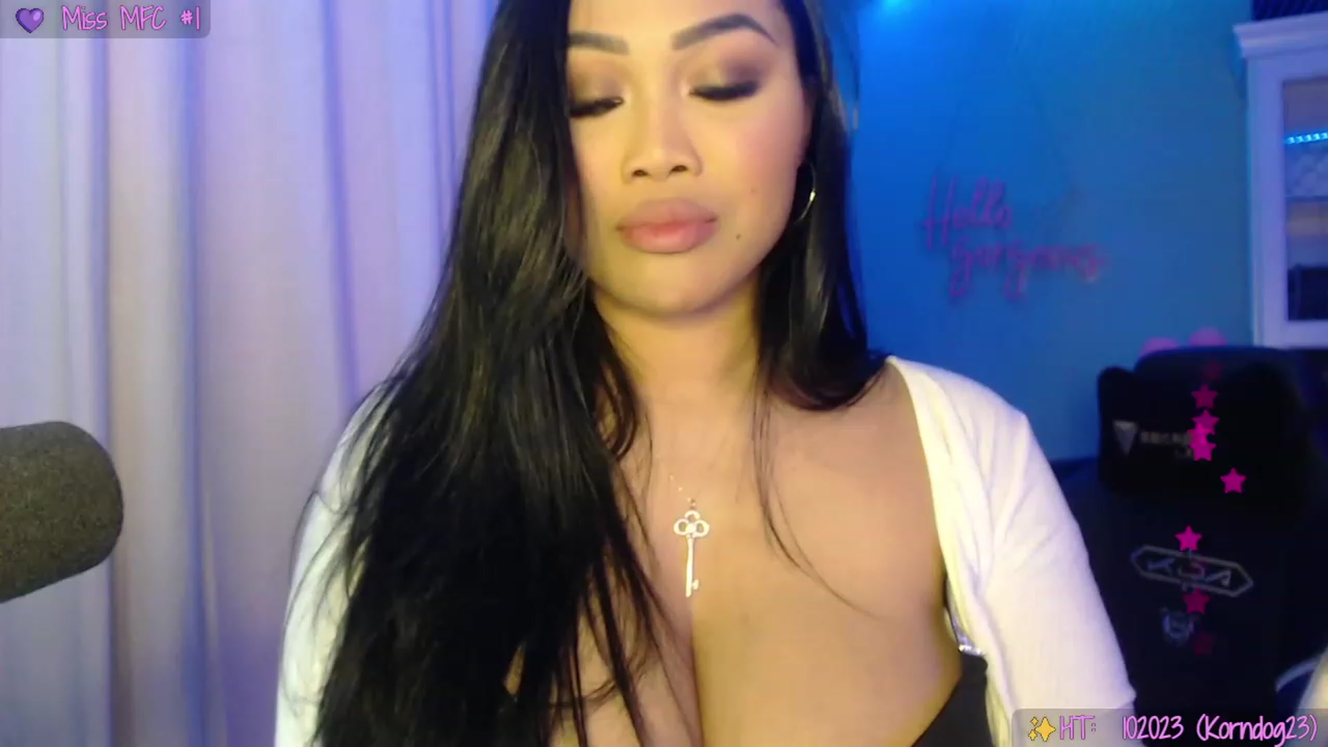 Gallery image thumbnail from SinCityVEE's myfreecams stream on, 09/01/2023, 10:33 image 8 of 20